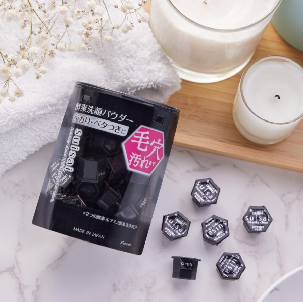 Kanebo Suisai黑炭泥淨透酵素洗顏粉