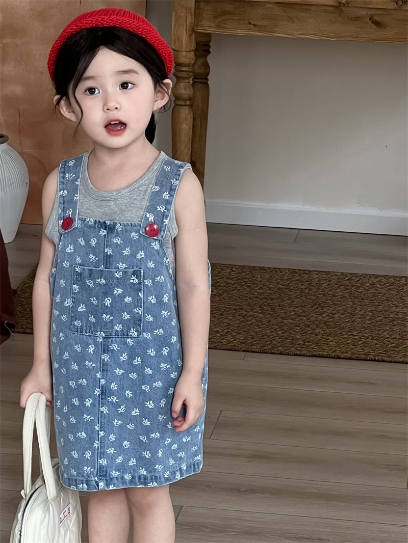 碎花牛仔吊帶裙