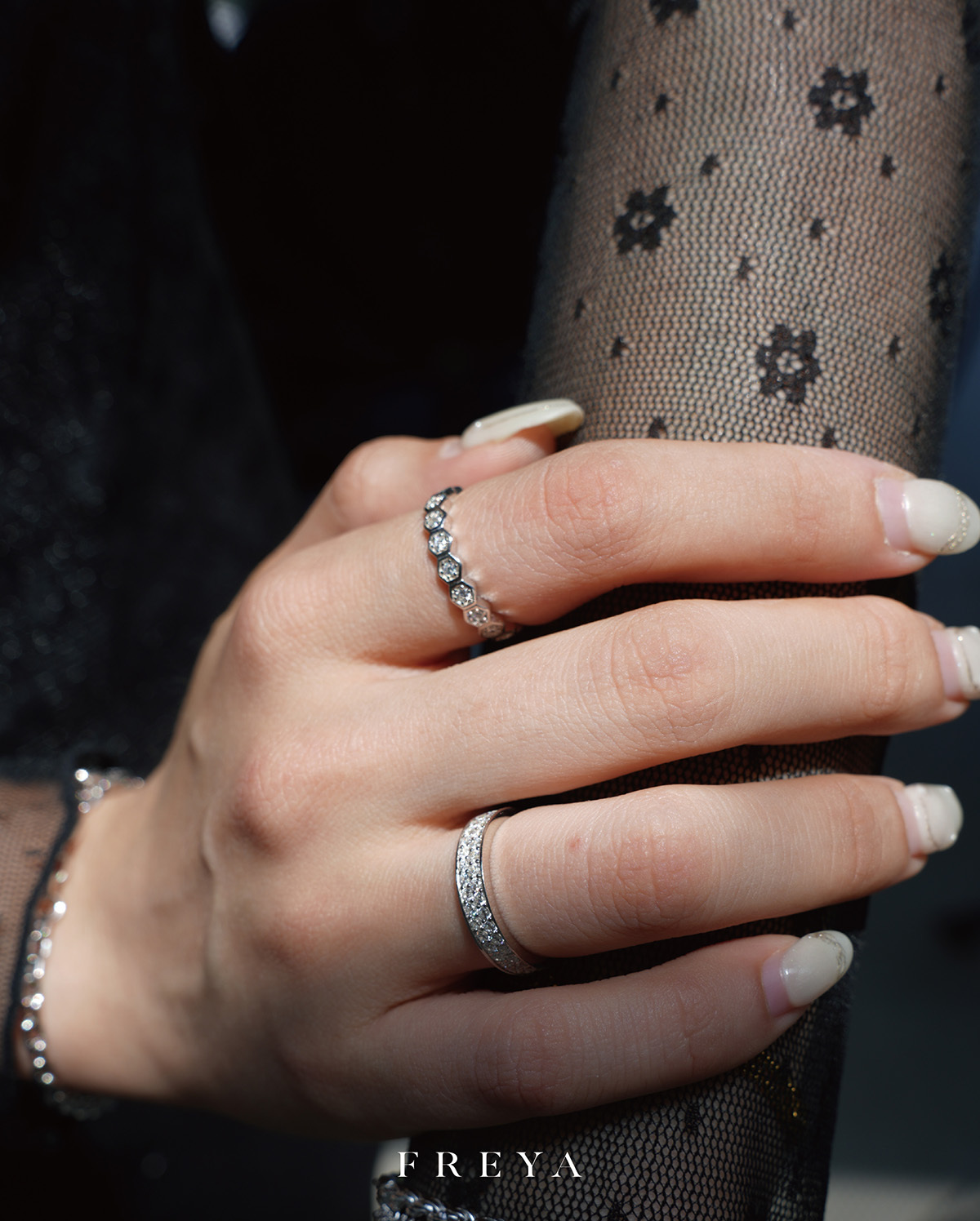 FREYA 六角滿鑽莫桑戒指