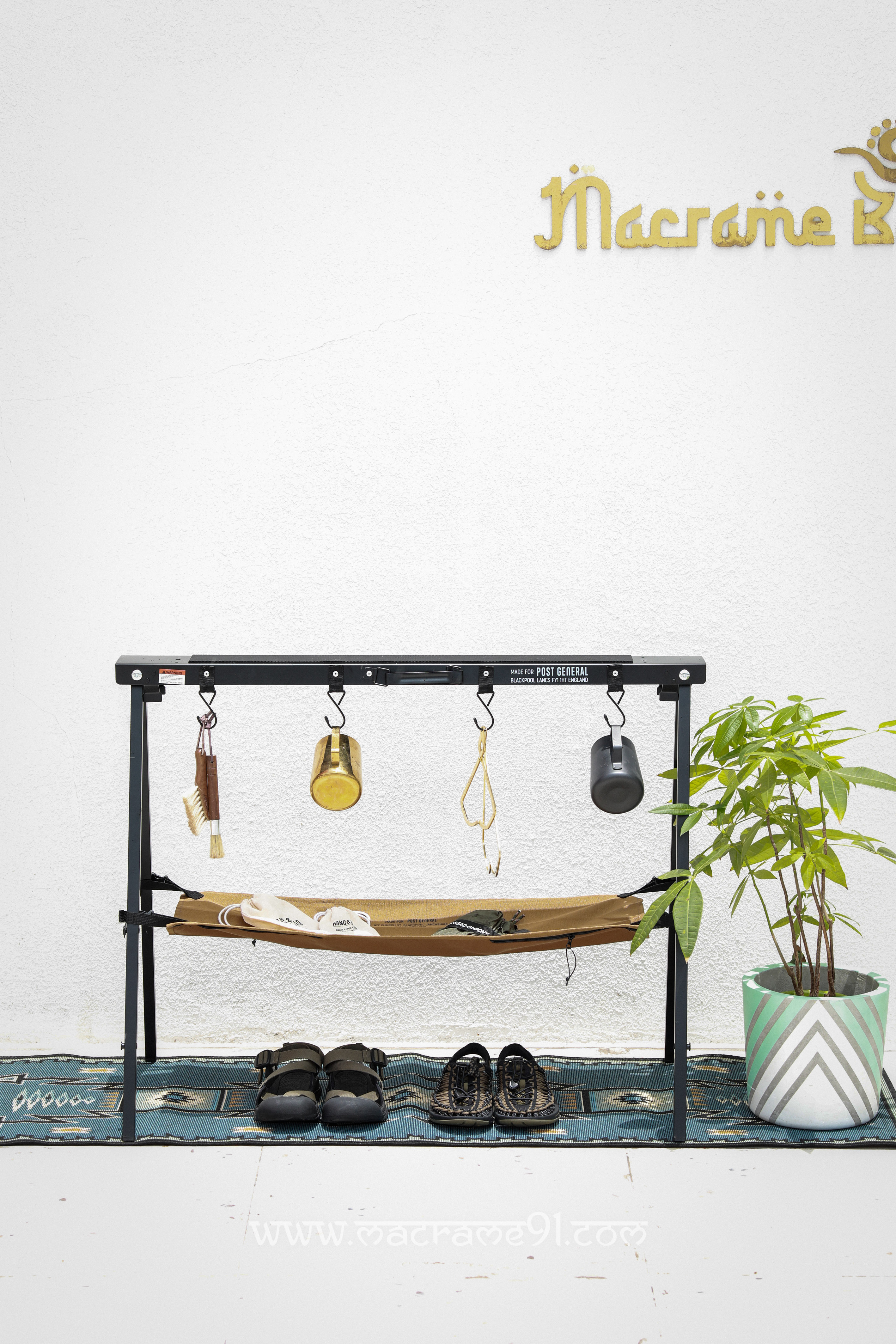 Post General SAWHORSE & HANGER 戶外露營置物架- 98216-0015 - 黑色 /橄欖綠 (0428)