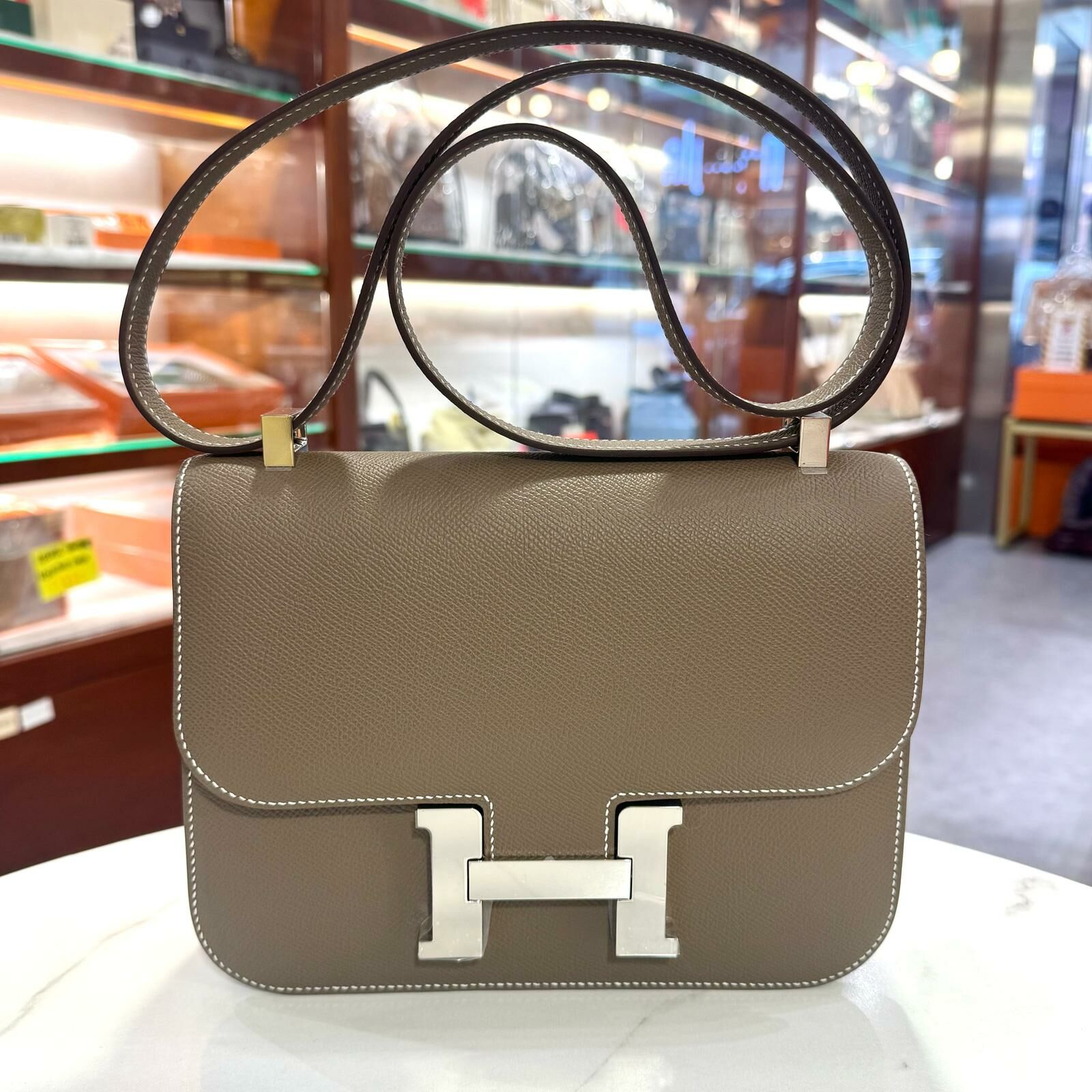 全新HERMES CONSTANCE 24 W刻 大象灰EPSOM皮/銀扣 18/ETOUPE PHW #C24 #康康包 #BRAND NEW #香榭站正品
