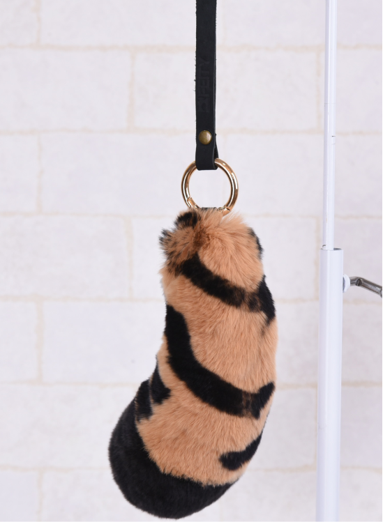 毛毛尾巴鑰匙圈(虎紋)