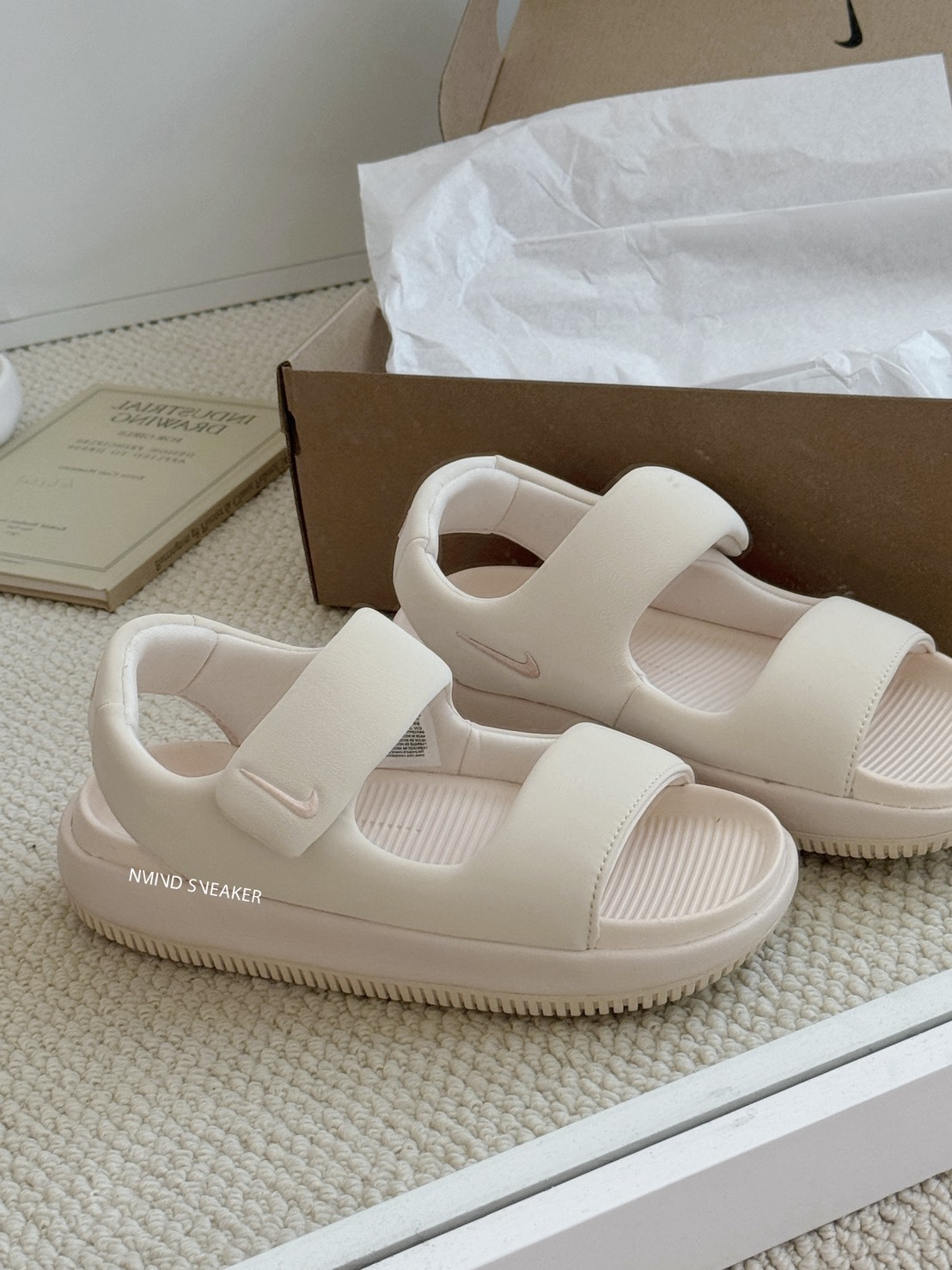 <快速出貨> Nike 厚底麵包涼鞋 櫻花奶油粉