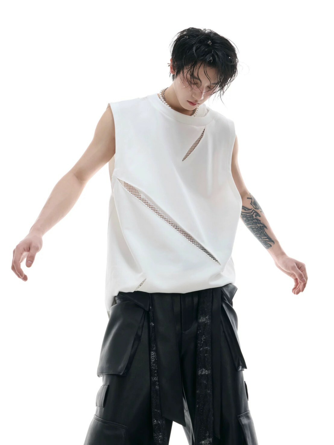 ARGUE 立體 裁剪 鏤空 簡約 無袖 #背心