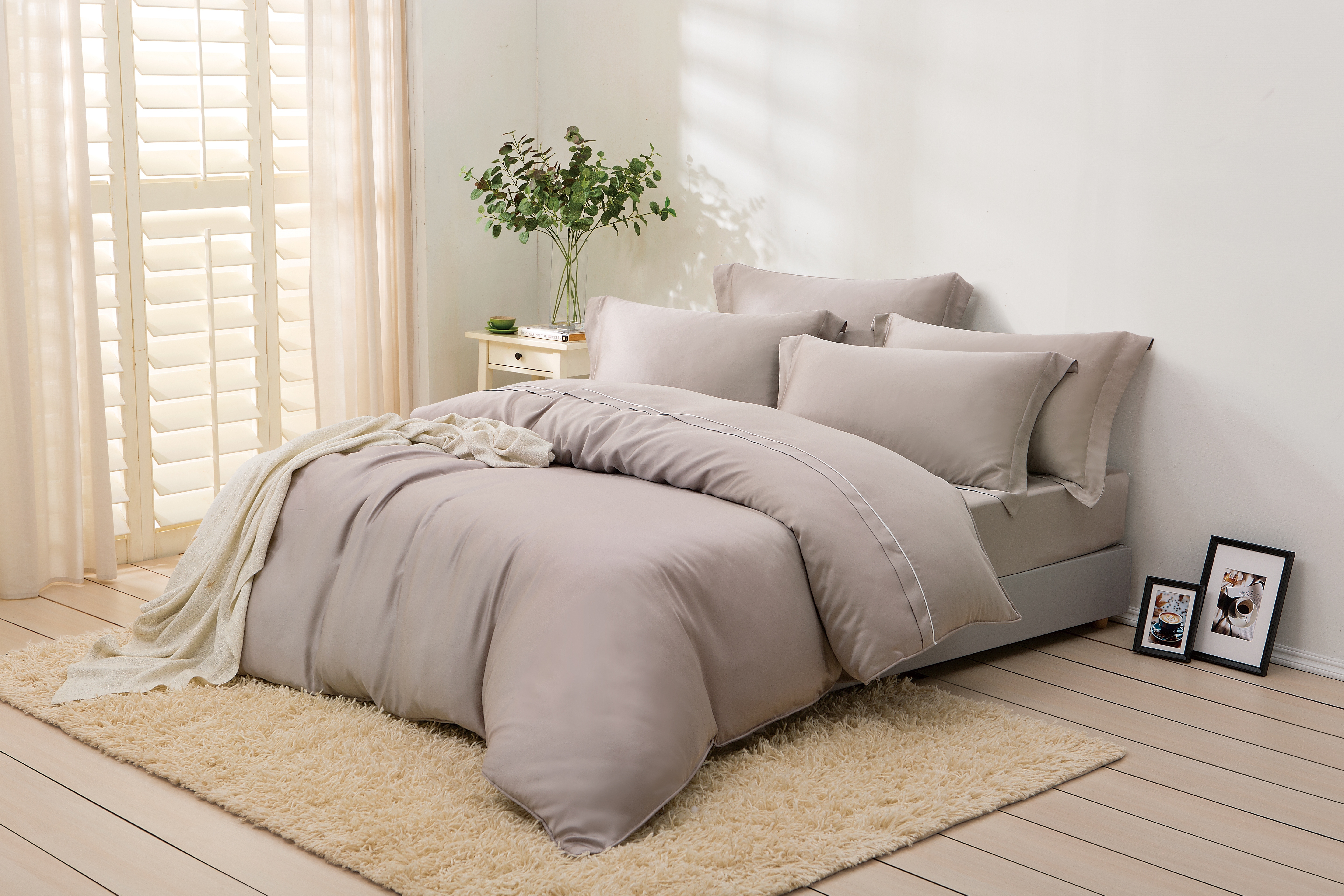 100%60支天絲素色壓框涼被