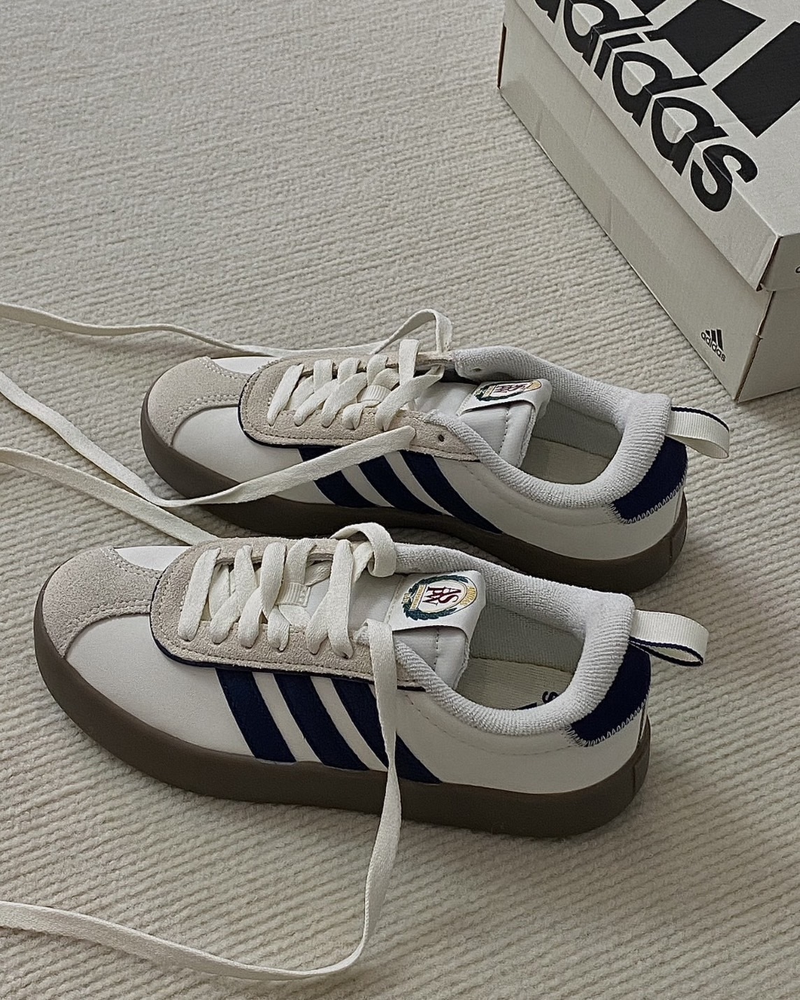 <復古學院風!!!> Adidas Neo Vl Court 3.0 德訓鞋 麂皮 三線 復古米白