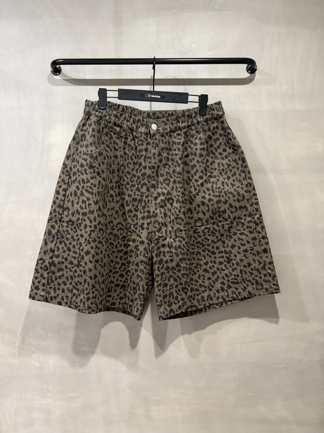 韓國質感豹紋短褲