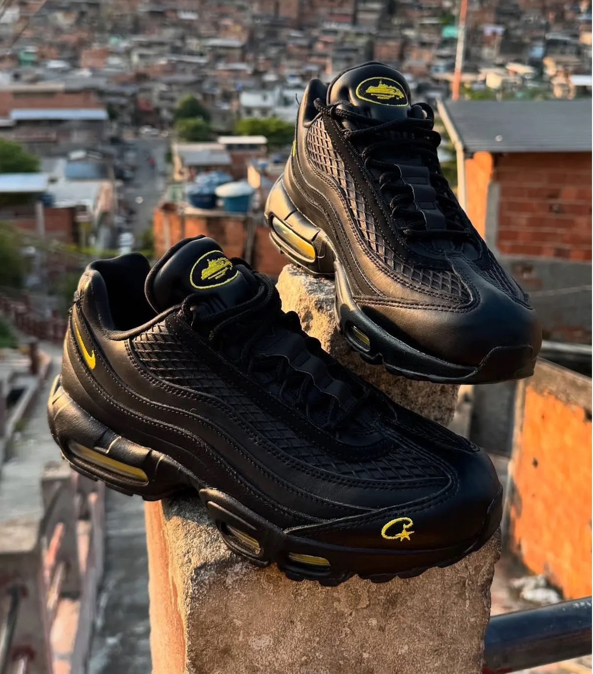 Corteiz x Nike Air Max 95 聯名款 黑黃配色