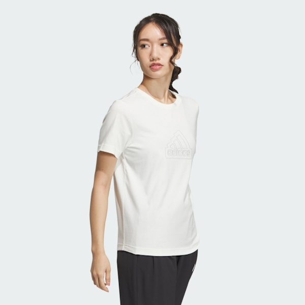 ADIDAS 短T TECH BOS TEE 米色 運動 訓練 短袖 女 IM8840