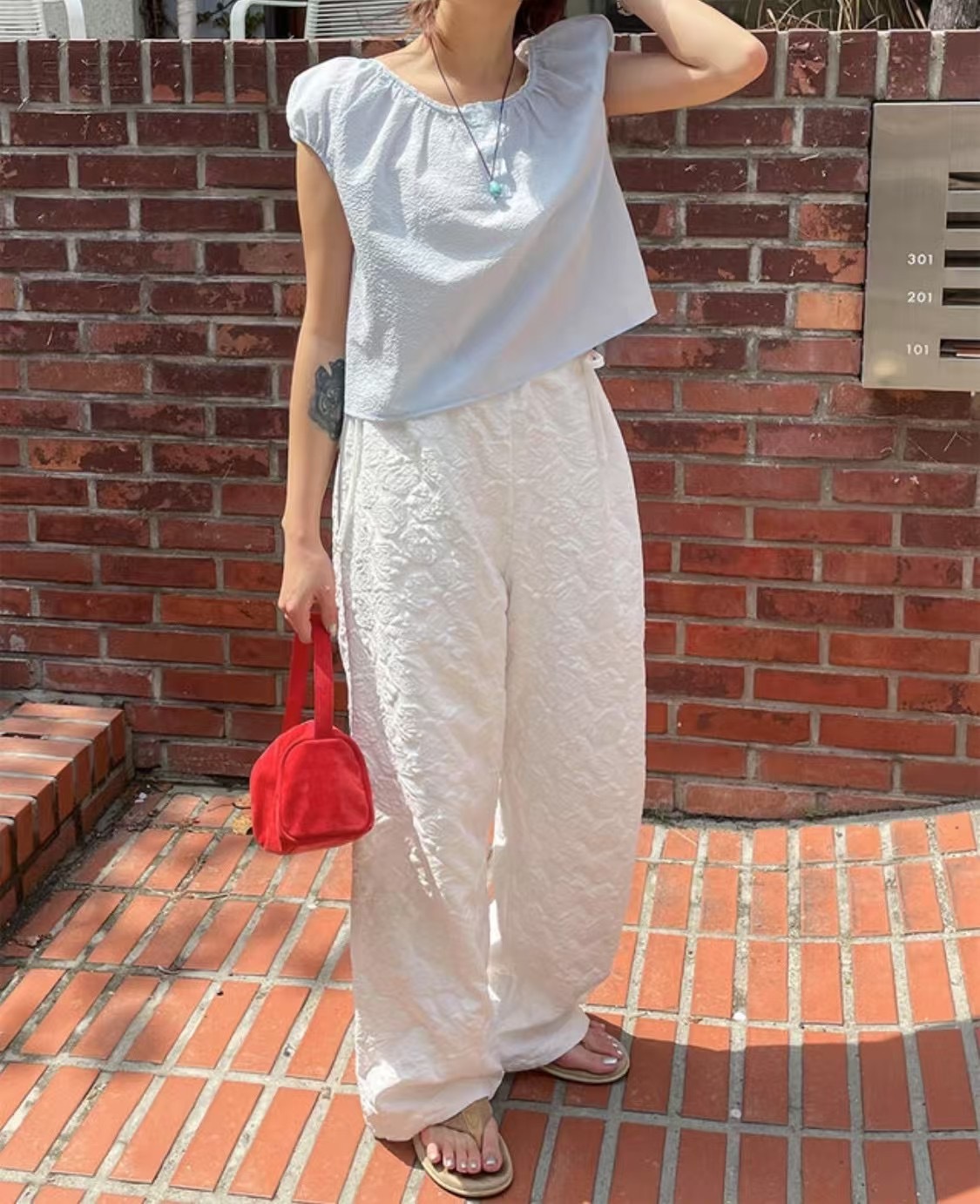 Seersucker lace layer top