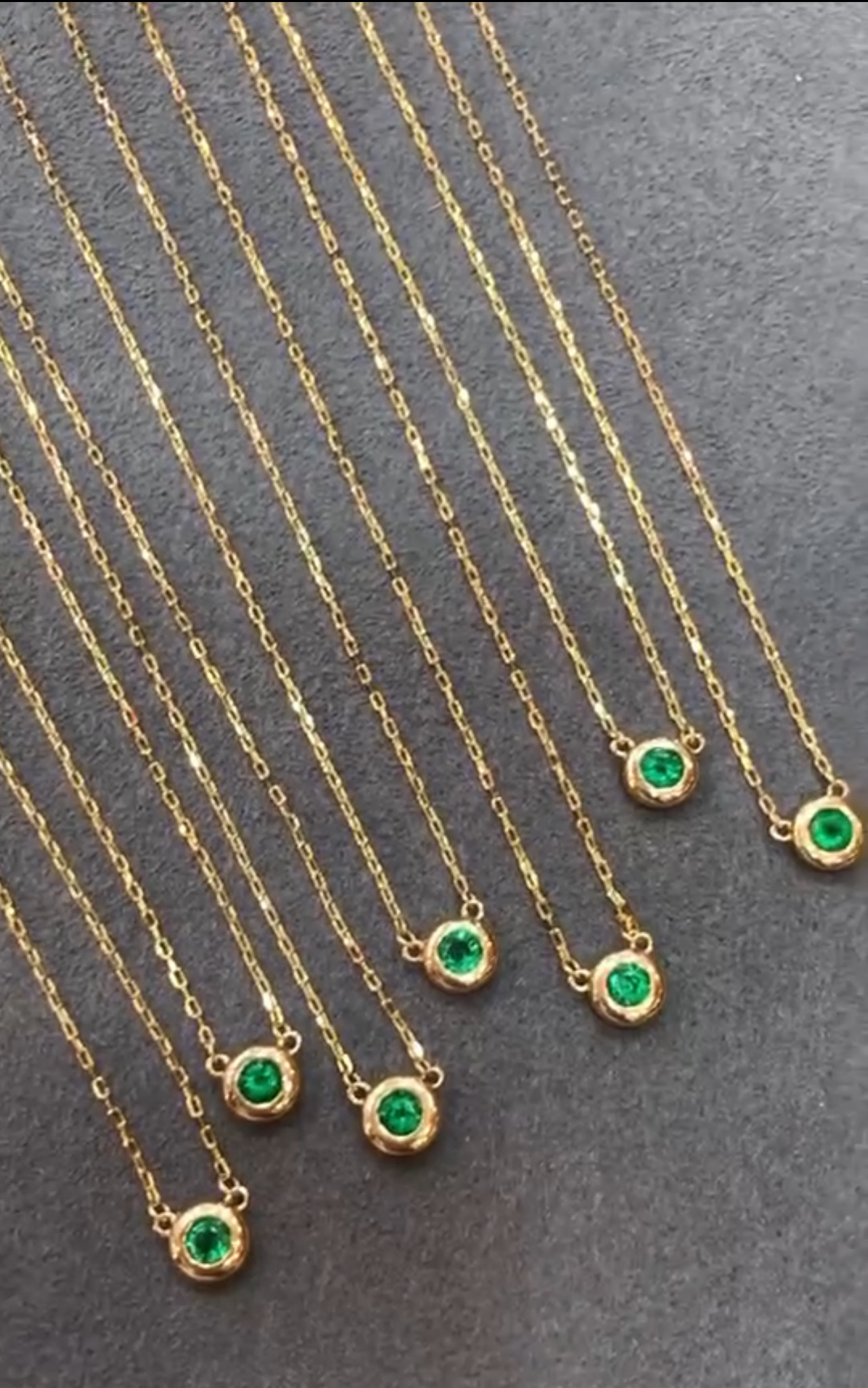 五月生辰石專屬｜潘傑希爾祖母綠泡泡鎖骨鍊