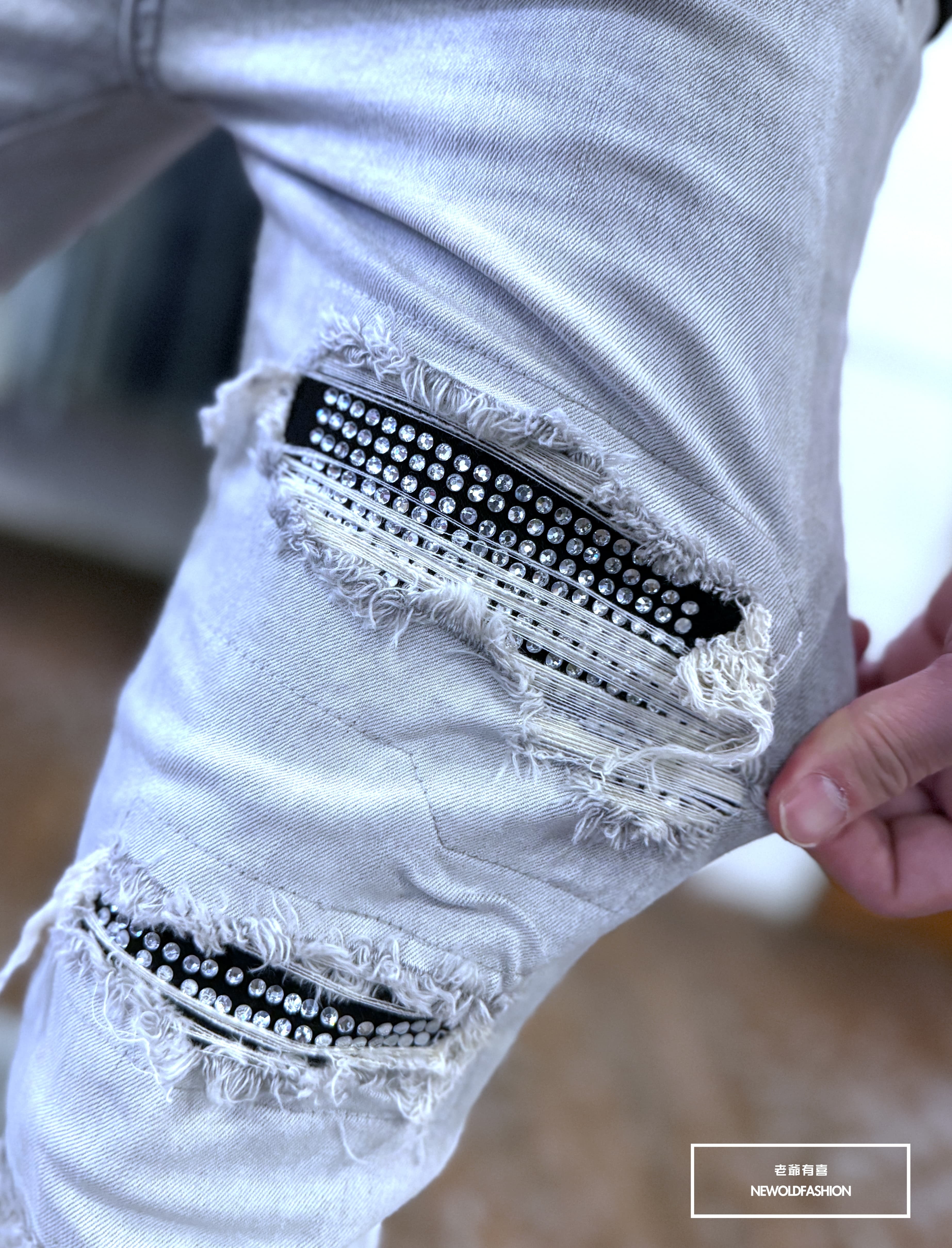 『新品上市』重磅灰白水鑽破壞小直筒褲(NOF25049119)