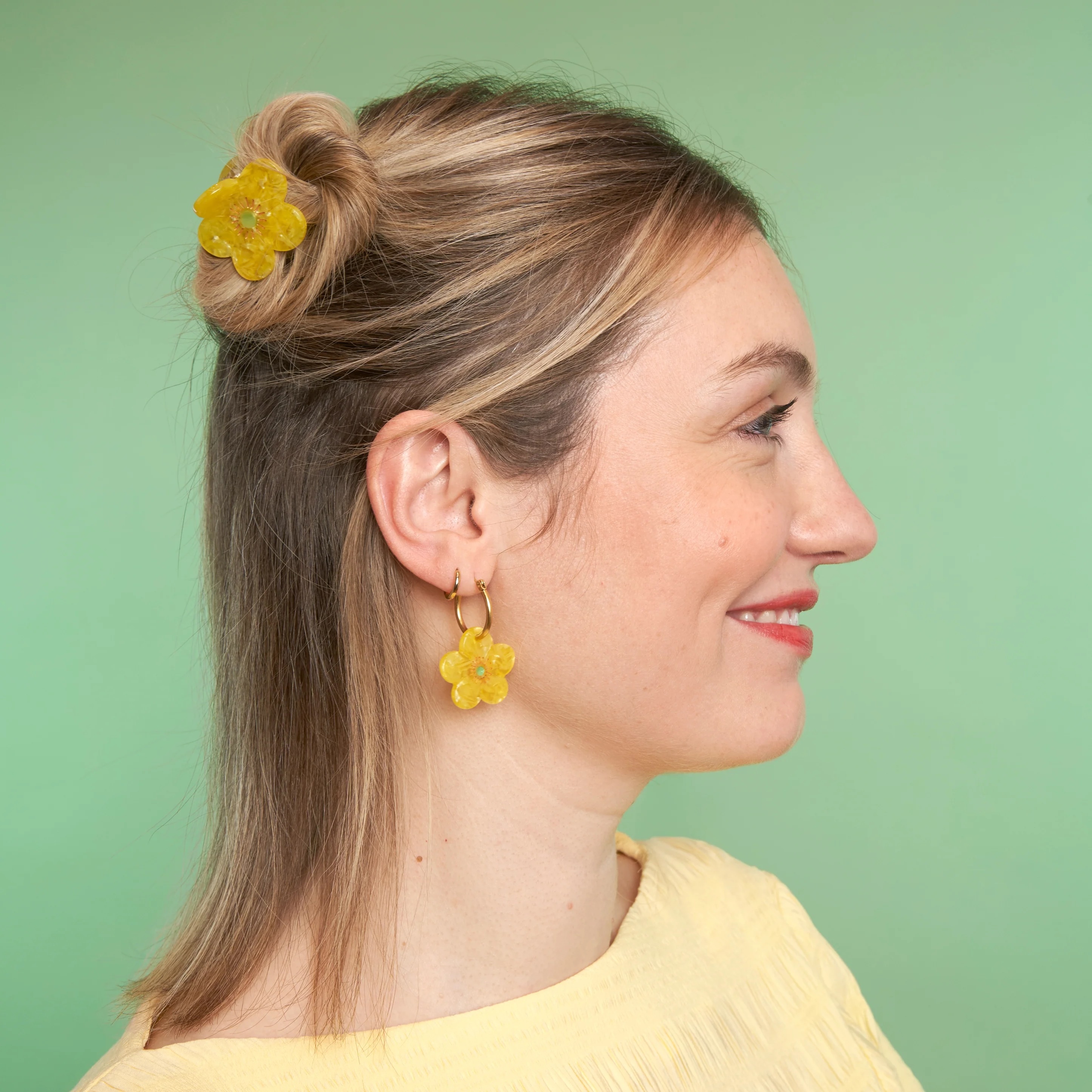 BUTTERCUP MINI HAIR CLAW｜Coucou Suzette