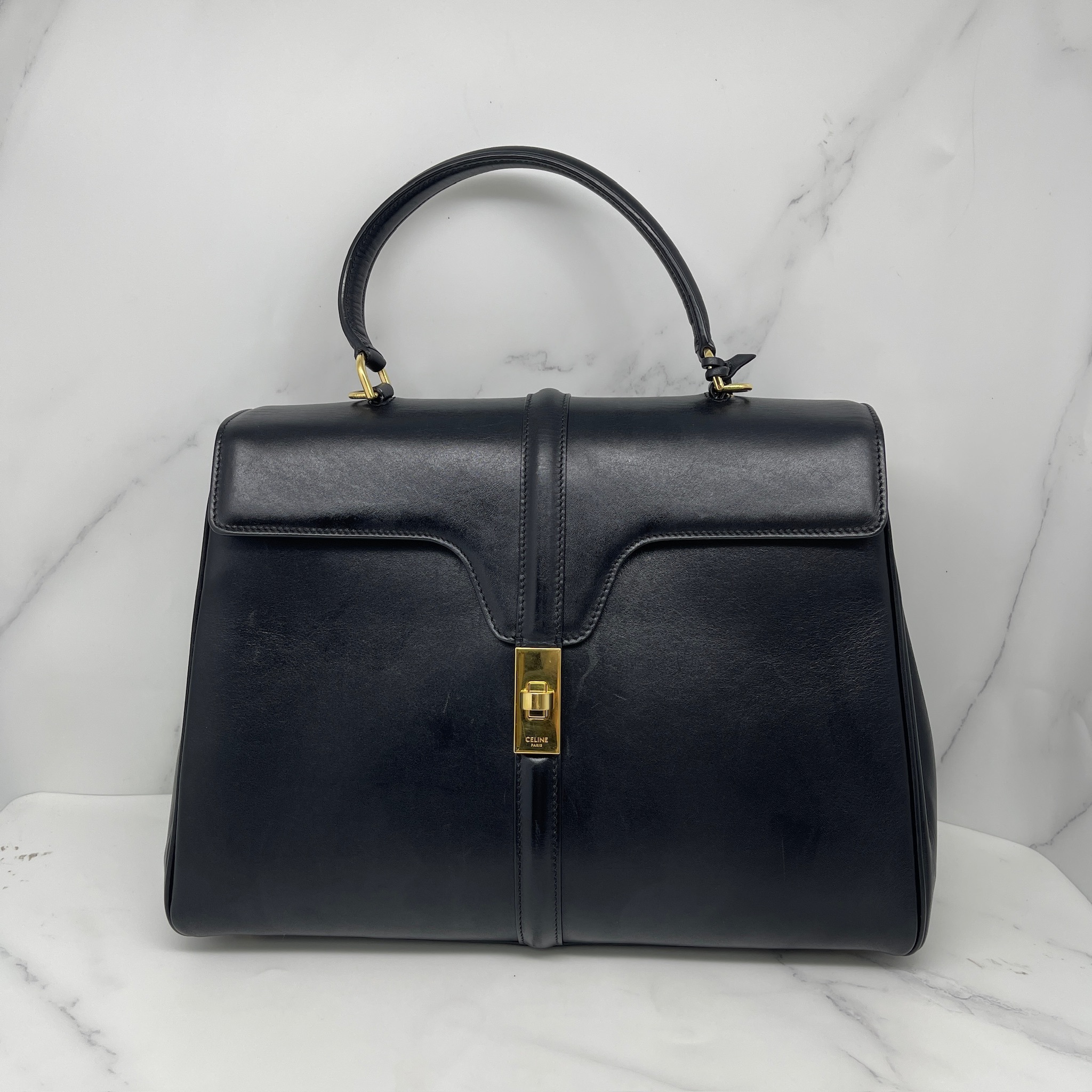 Celine Classique 16