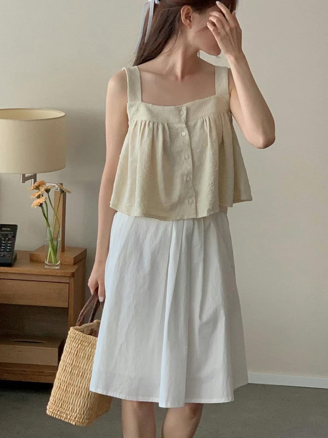 ❲現貨❳  A+美感，泡泡花傘擺粗肩背心 2色