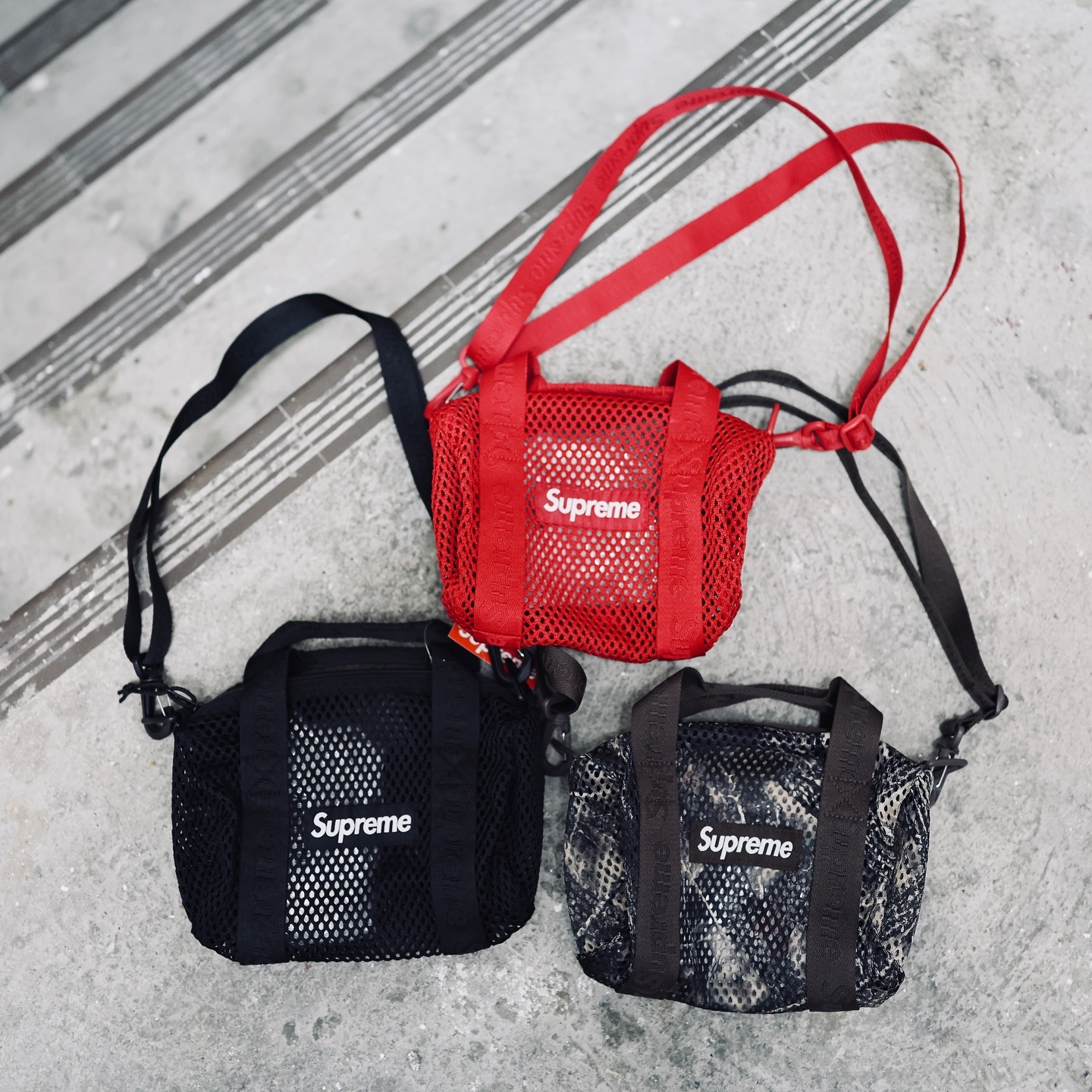 SUPREME SS25 MESH MINI DUFFLE BAG 三色