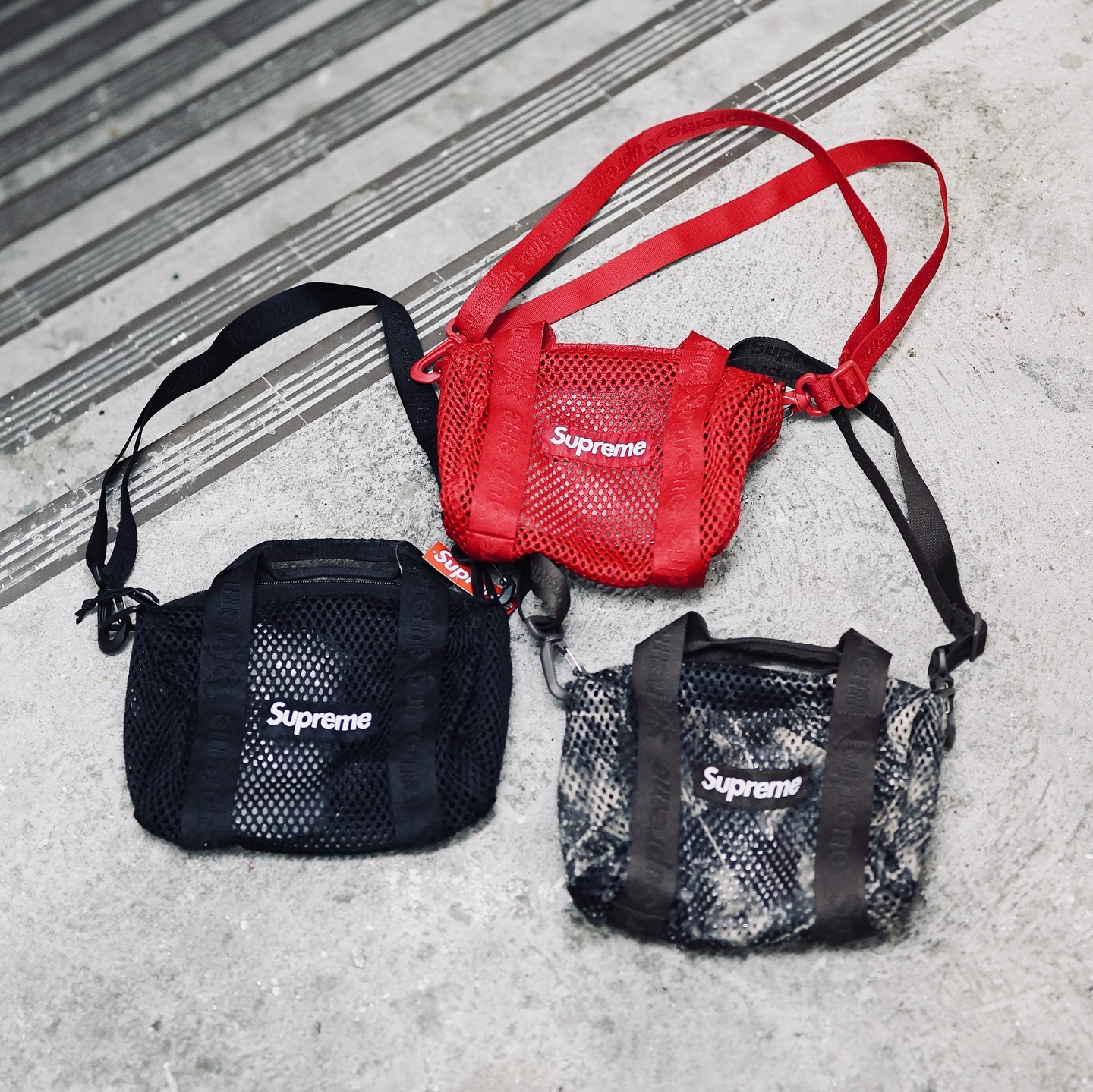 SUPREME SS25 MESH MINI DUFFLE BAG 三色