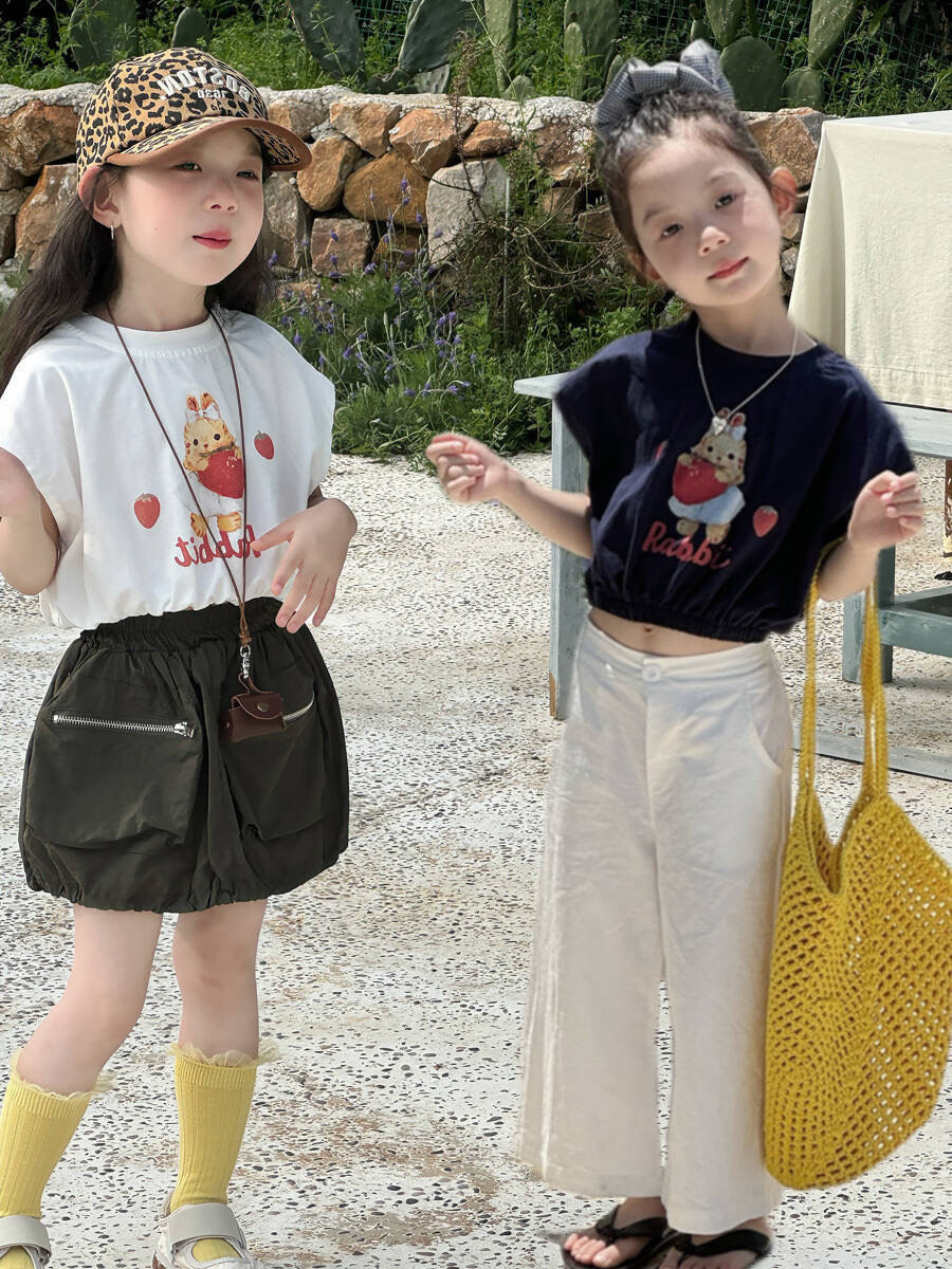 草莓兔兔露背上衣