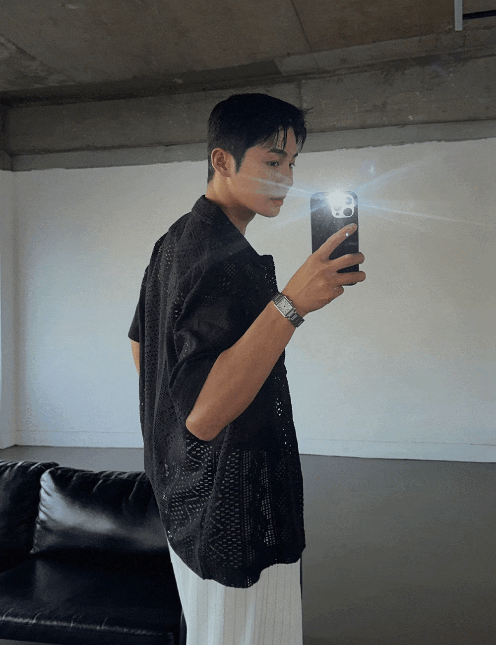 穿孔透視短袖襯衫