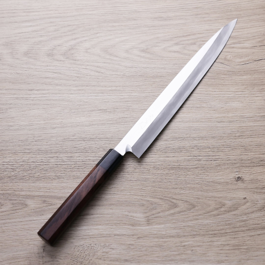 甲鉄　筋引包丁　SPG2 柴田崇行 270mm 牛刀 柴田 崇行｜追及された砥ぎの技術 – 清助刃物