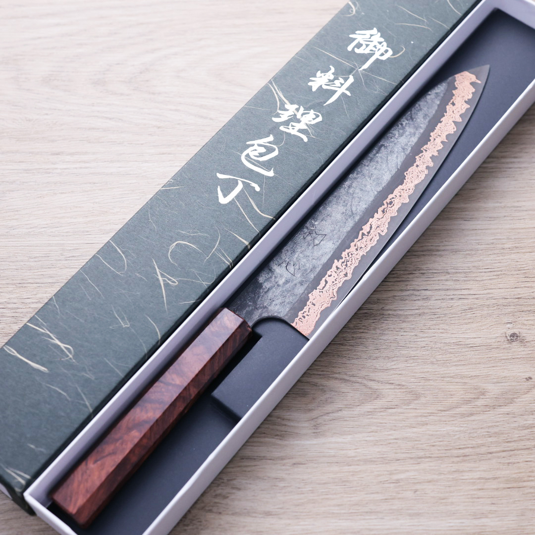 初心x二唐 喜 牛刀 240mm SLD鋼 黑打有色大馬士革