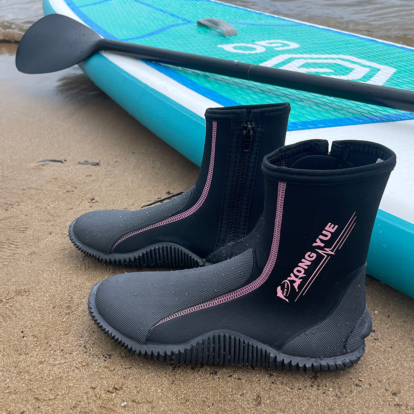 YONGYUE膠底防滑鞋/長筒