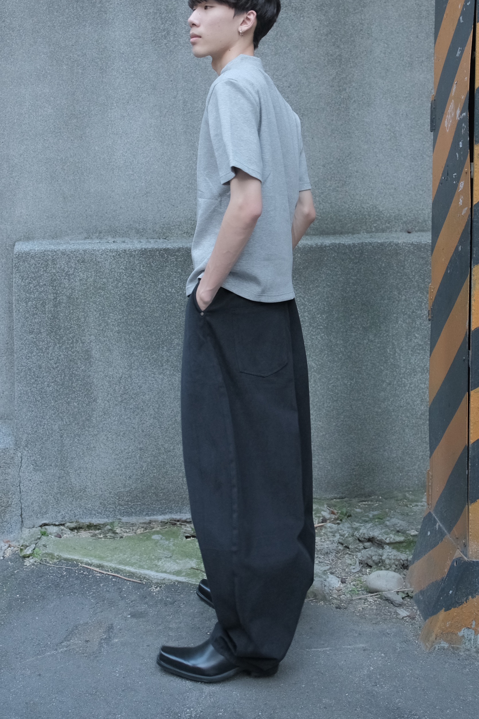 抗皺純棉小高領純色短袖