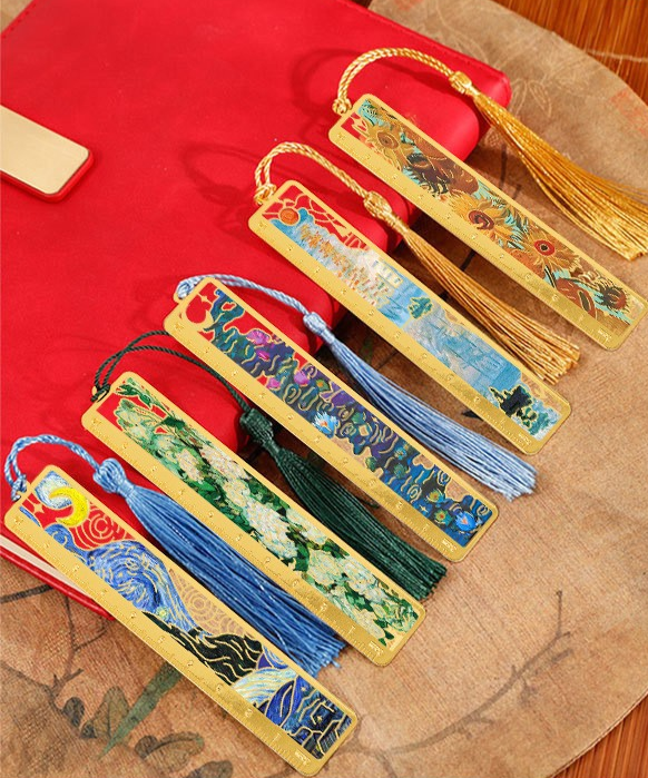 Elegant Chinese-Style Metal Ruler Bookmark