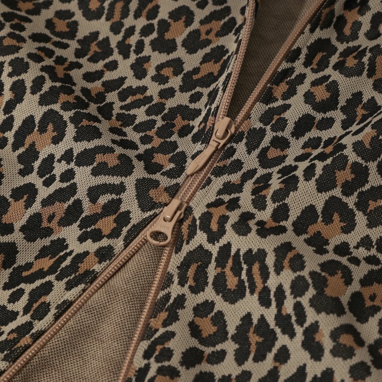 NEEDLES TRACK JACKET - POLY JACQUARD LEOPARD 豹紋夾克