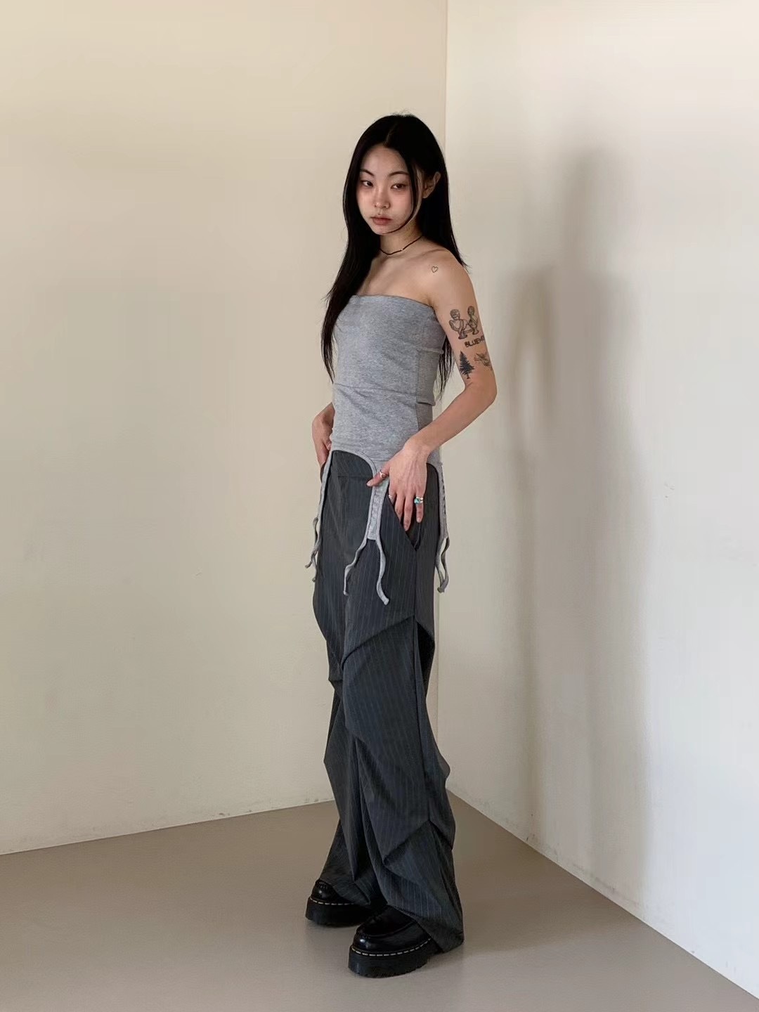 雙穿垂帶造型裙+平口上衣