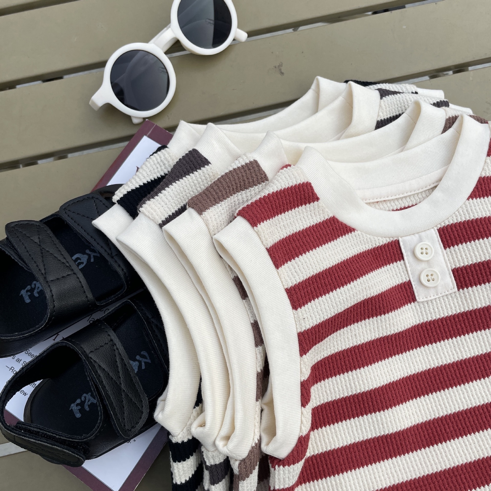 四色條紋熊熊包屁衣