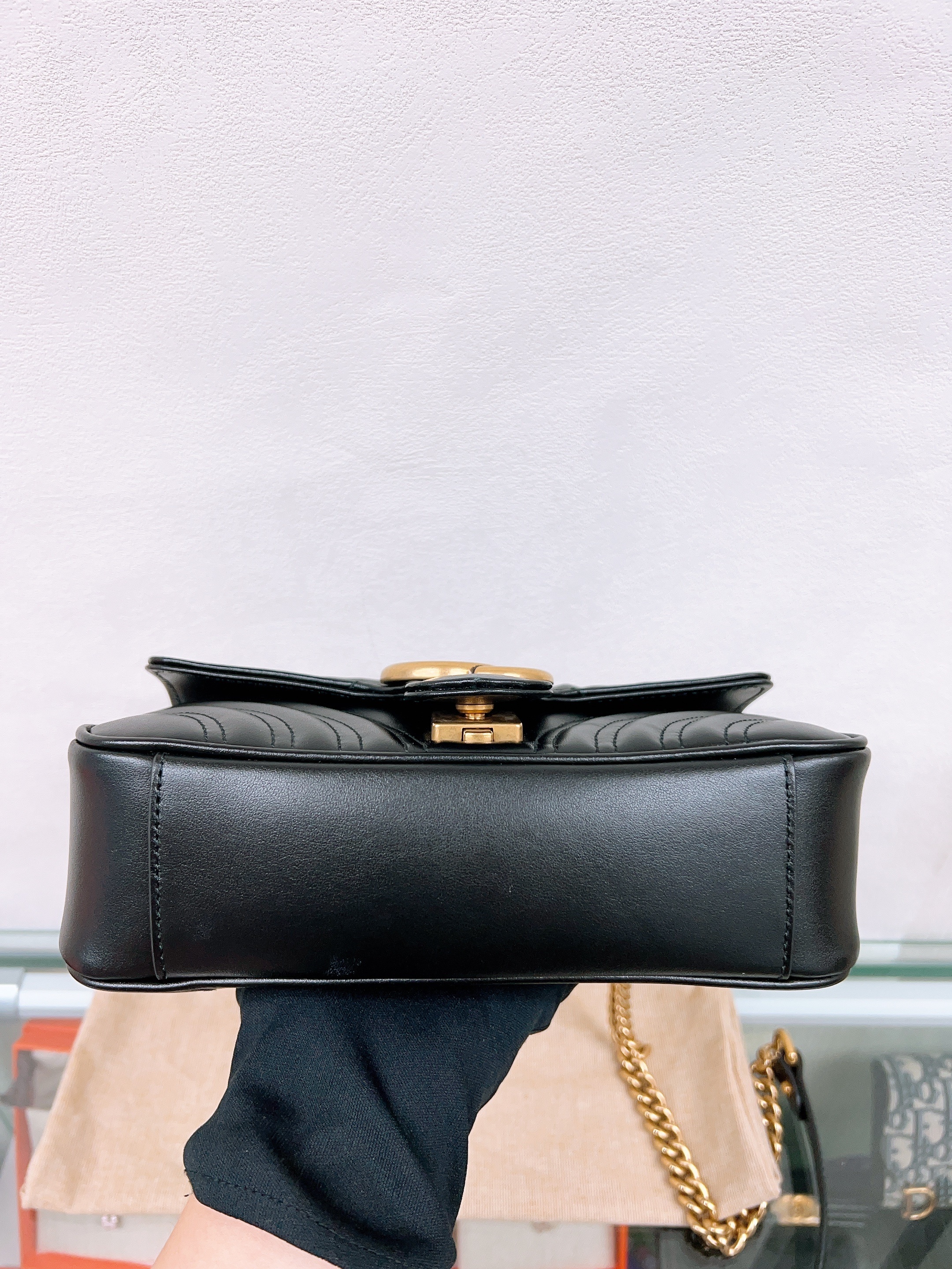 Gucci marmont flap mini black GHW