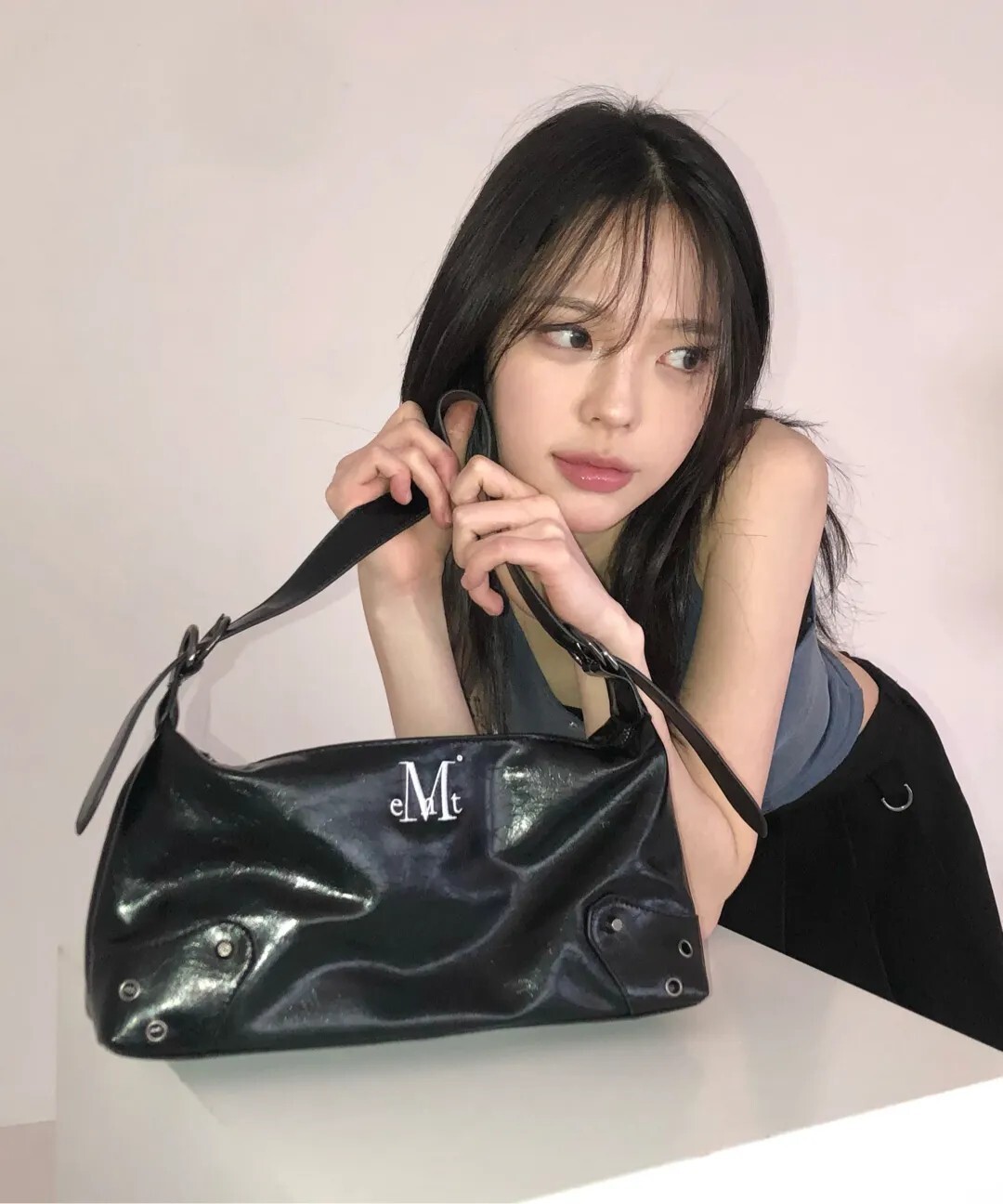 <韓國限定🇰🇷>MUCENT Leather Shoulder Bag 漆皮 肩背包 黑