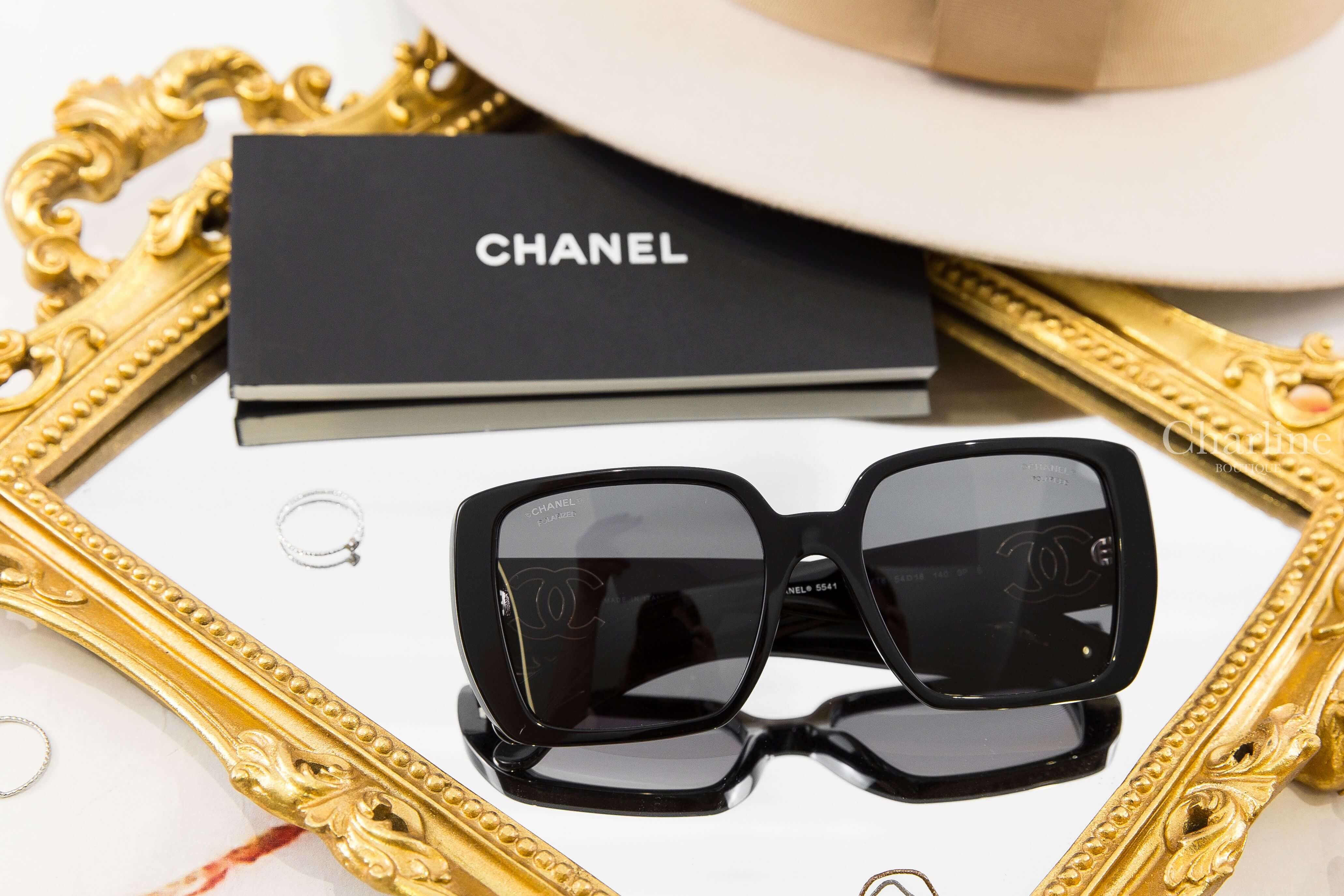Chanel Square Sunglasses 黑色方框黑色鏡片側邊金色線條滾邊CC太陽眼鏡-Charline Boutique 精品代購