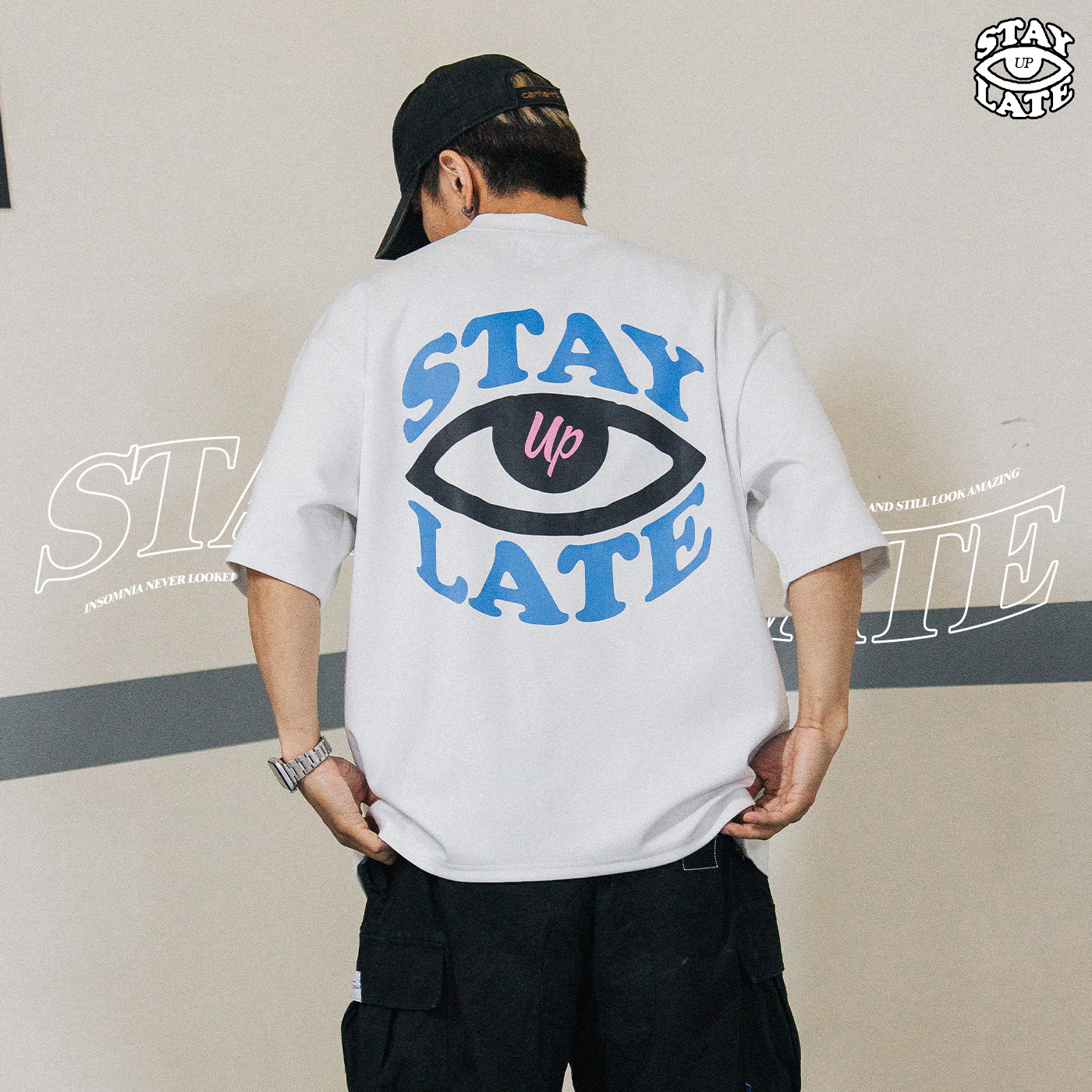 Stay Up Late 短T 大眼睛 Logo 太空棉 短袖 黑 白