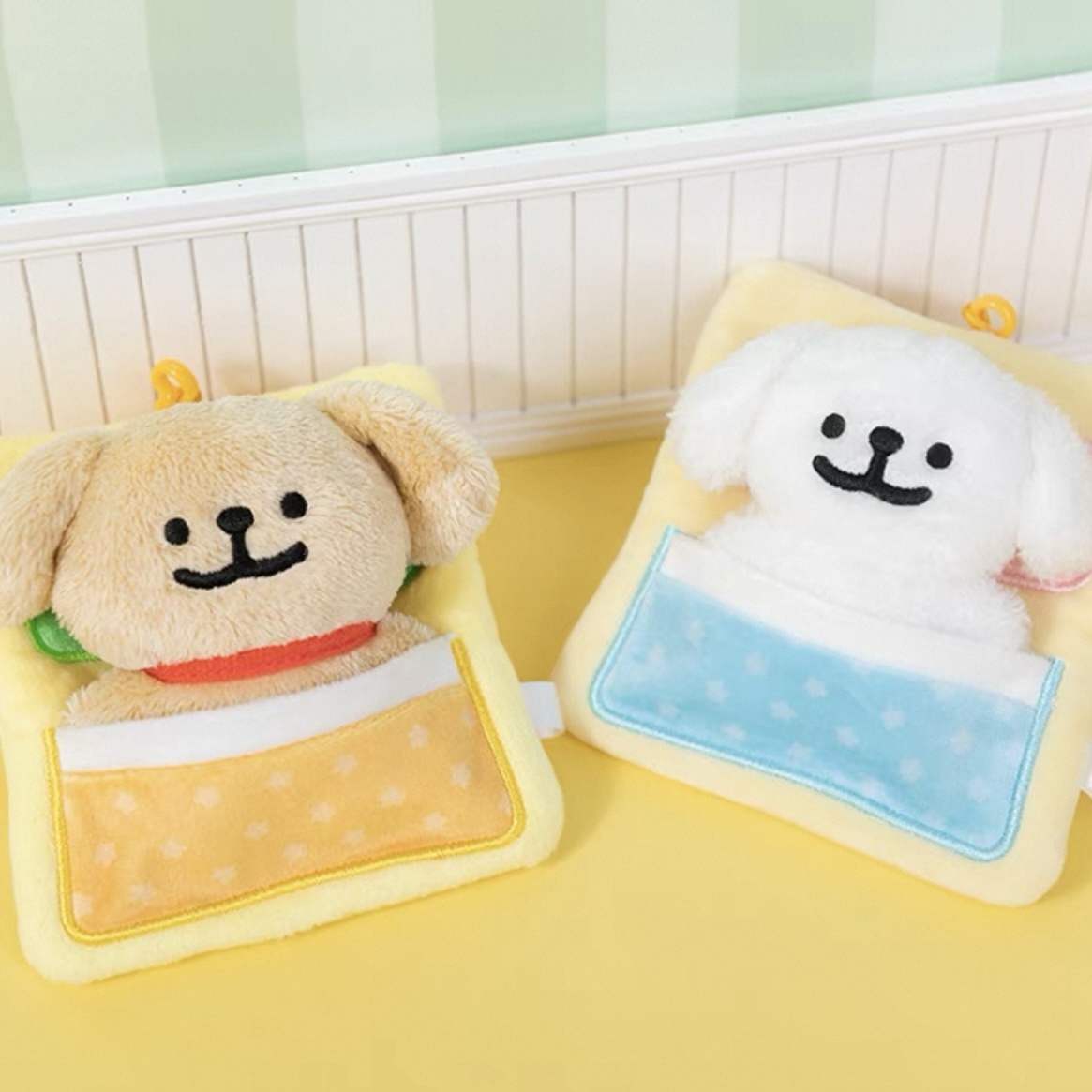 代購 MALTESE 線條小狗 睡袋吊飾 收納袋 兩用 毛絨玩具 送禮 小玩偶