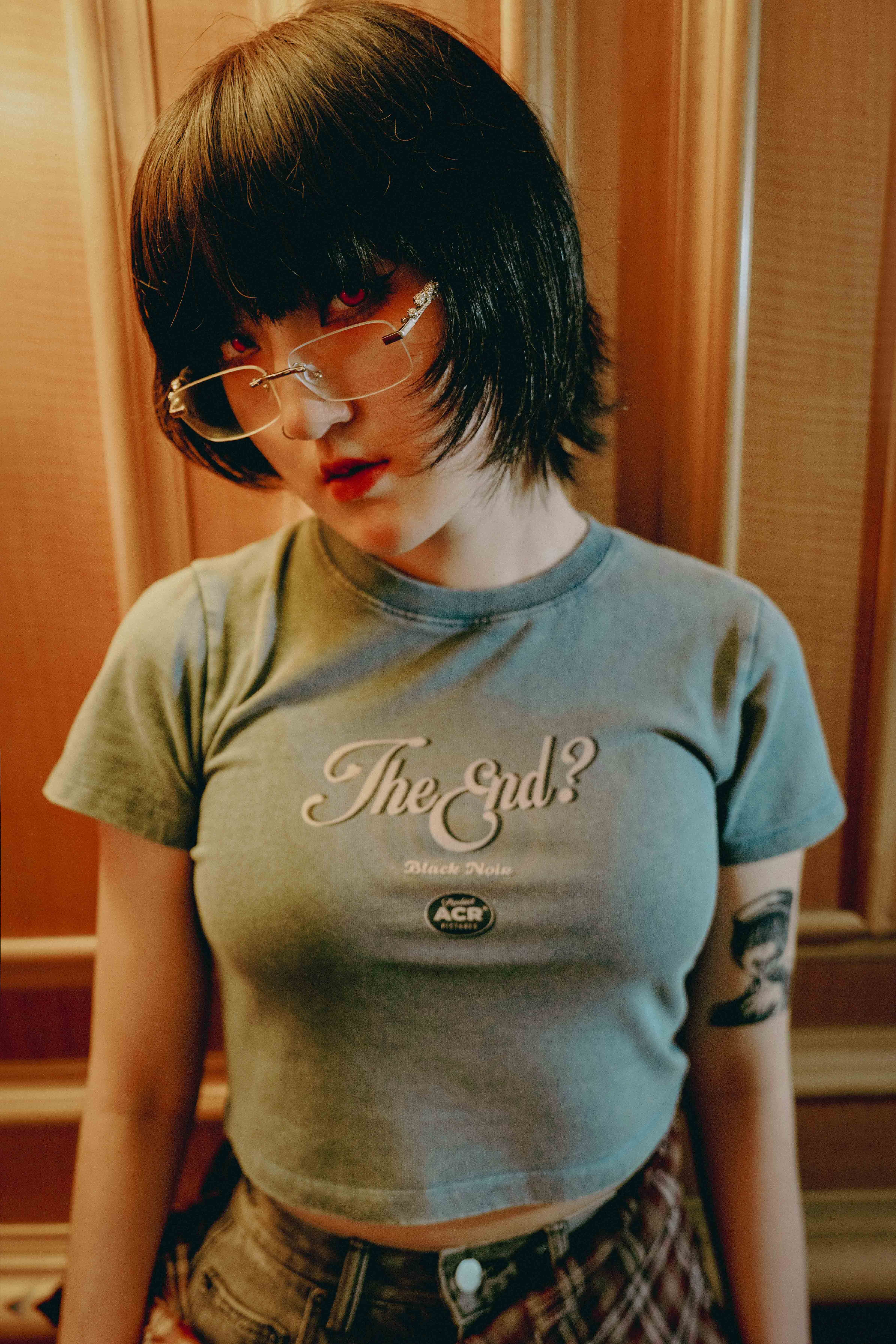 ACR AG-16 B級黑色電影系列 女款 迷幻 Fade 電影感 短T 短袖