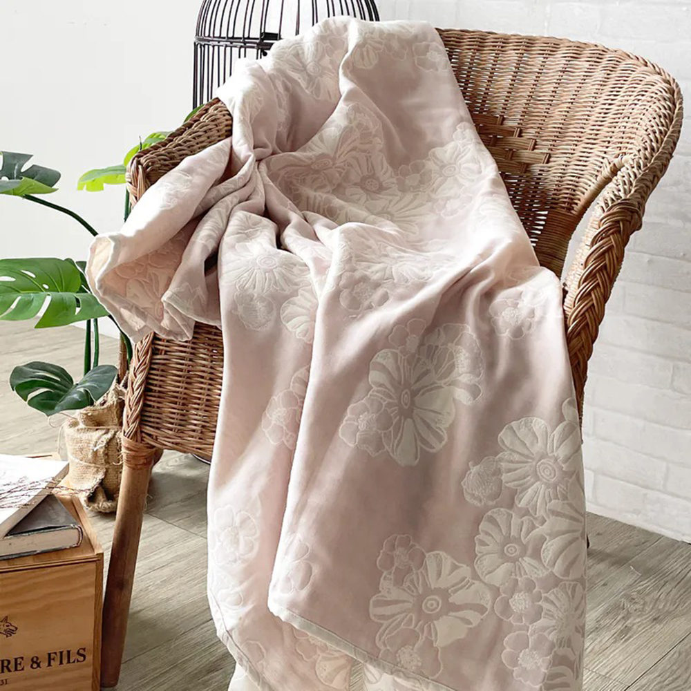 PIPPY生活家居--純棉多層紗緹花蓋毯(4層紗) -芒上月 / 152x188cm