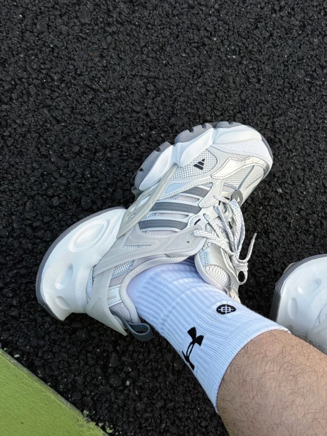 ADIDAS XLG RUNNER DELUXE 厚底老爹鞋 冷灰白 JP5761