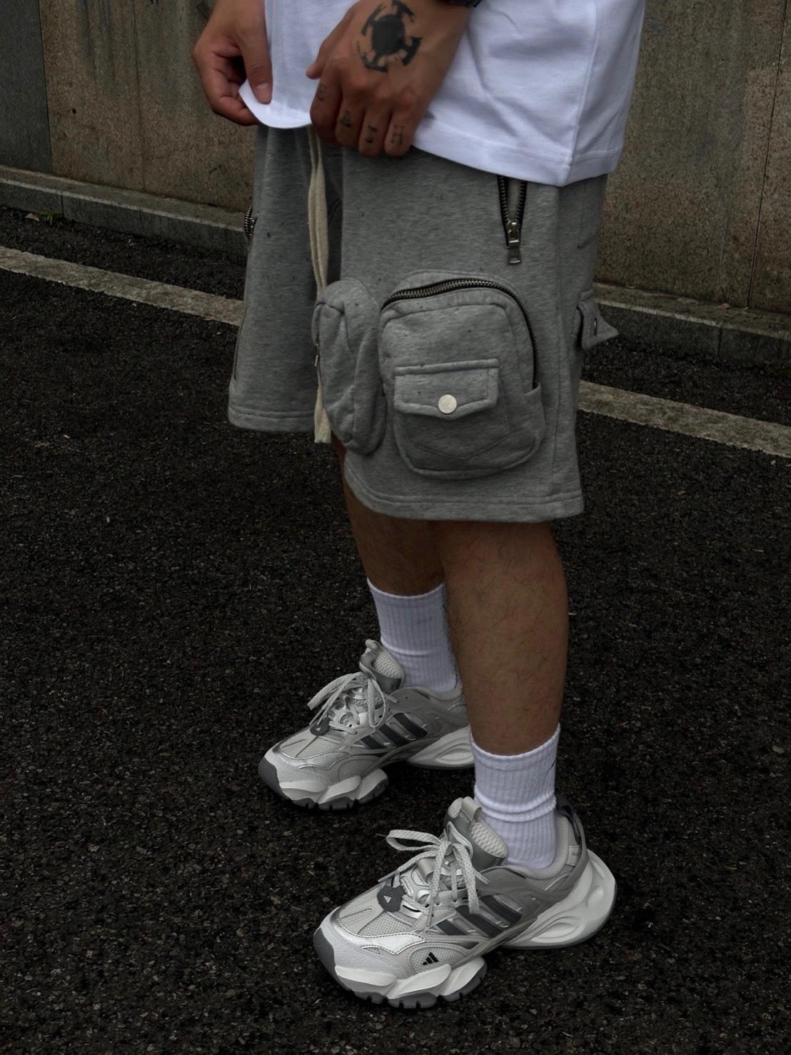 ADIDAS XLG RUNNER DELUXE 厚底老爹鞋 冷灰白 JP5761