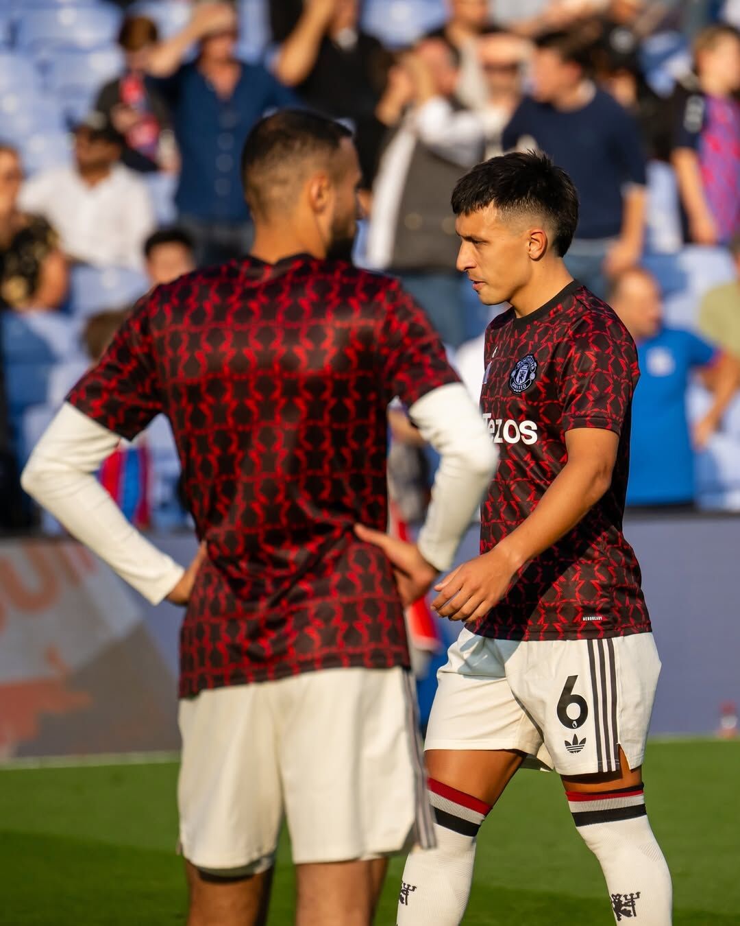 曼聯Adidas 24/25紅黑色Pre Match