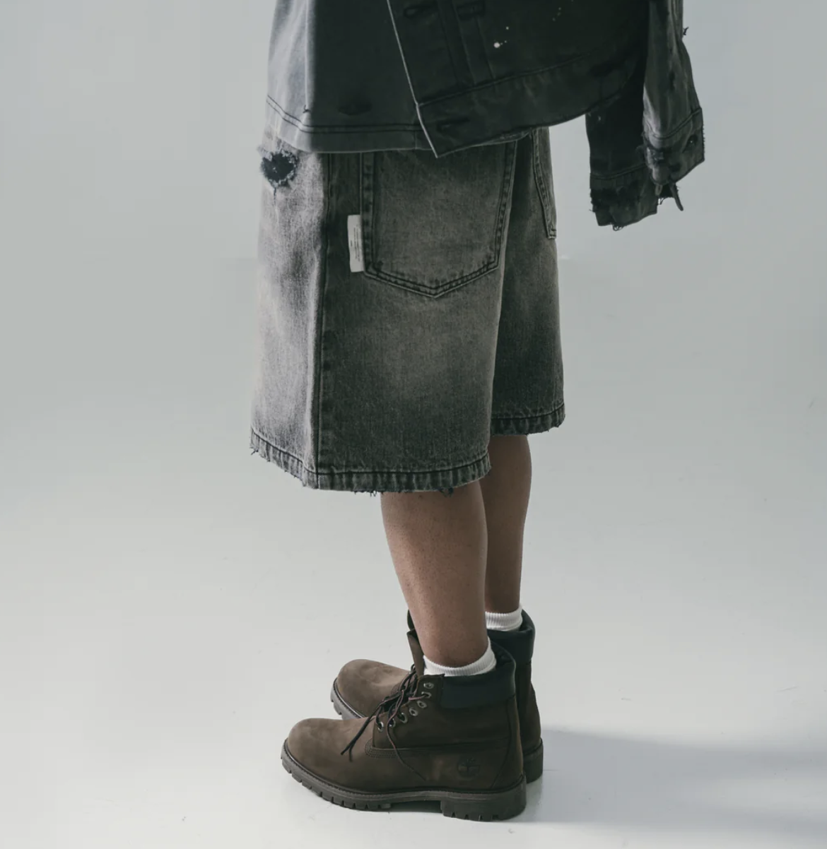 [現貨] Sense Destroy Wash Denim Shorts Black | M25-24