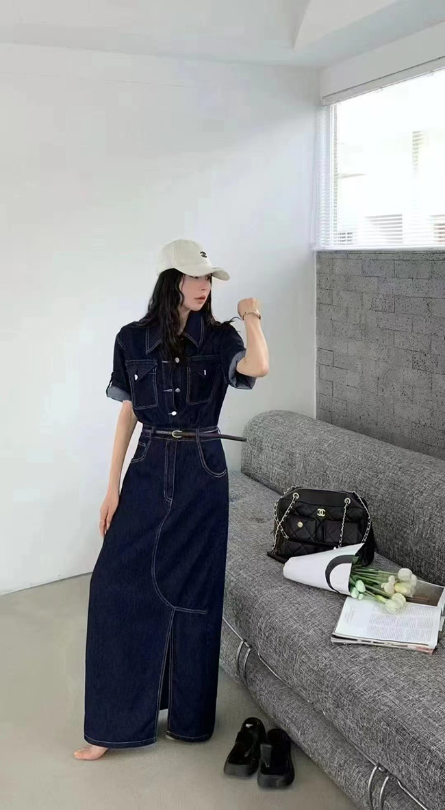 新品 軟牛仔薄款率性連身裙-現貨