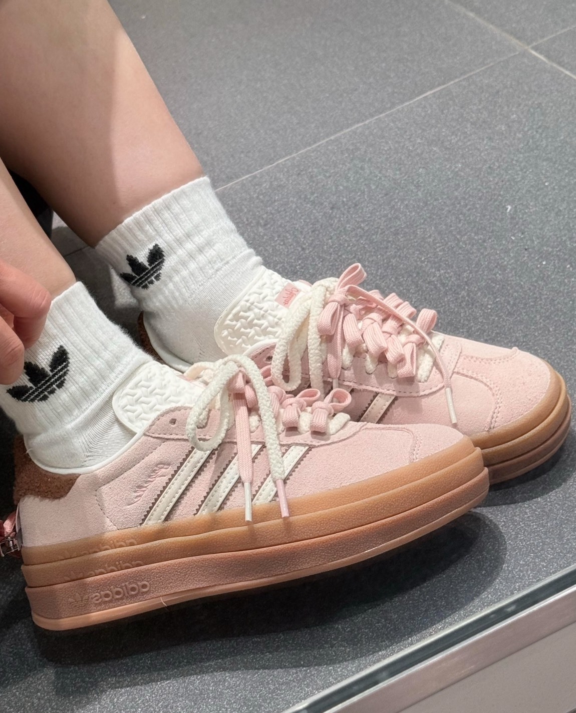迪士尼貓兒歷險記 x adidas Gazelle 粉紅瑪麗貓女鞋