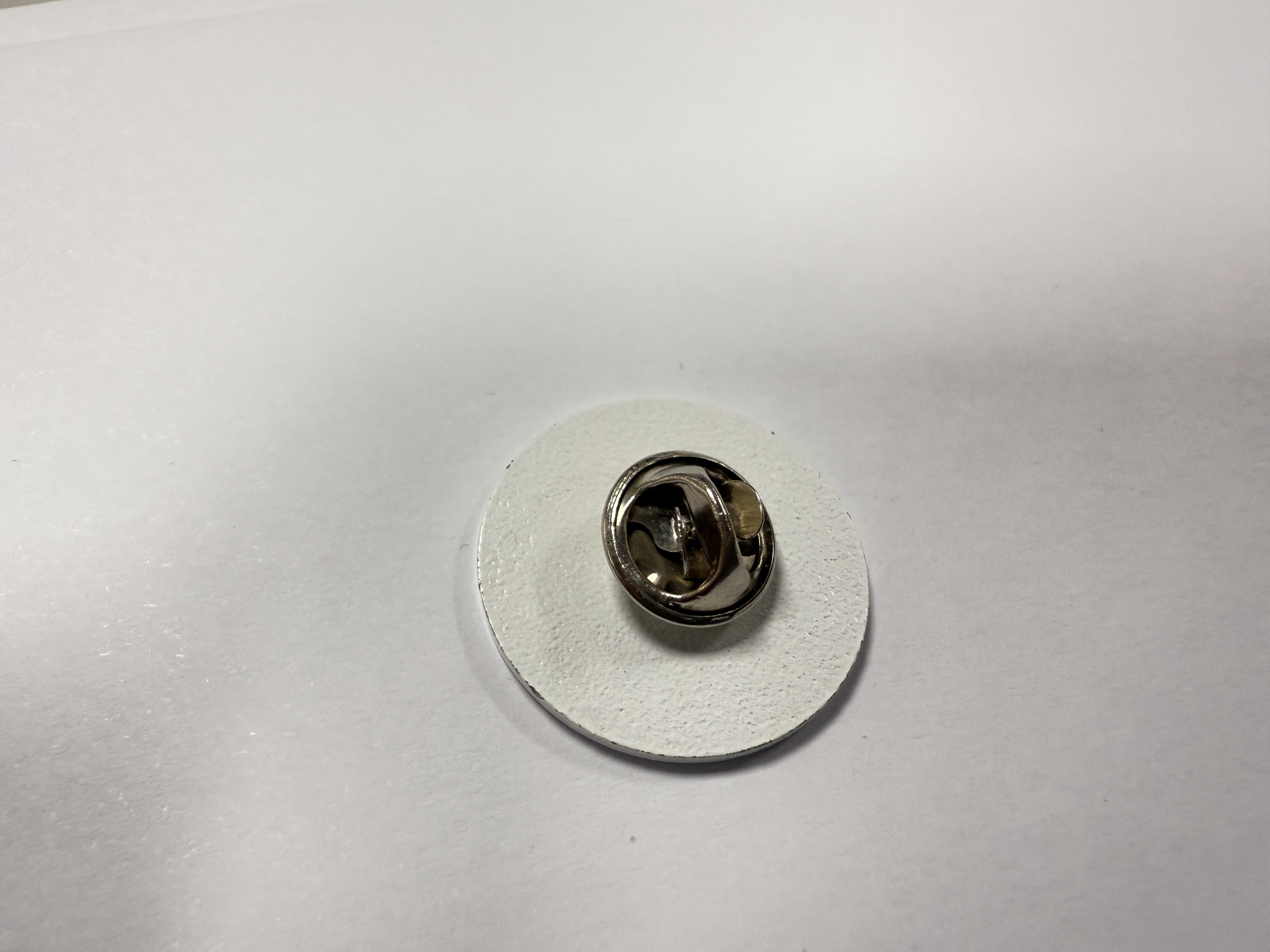 KAVU TEAM HONG KONG Logo #襟章 #香港限定 #白底黑字