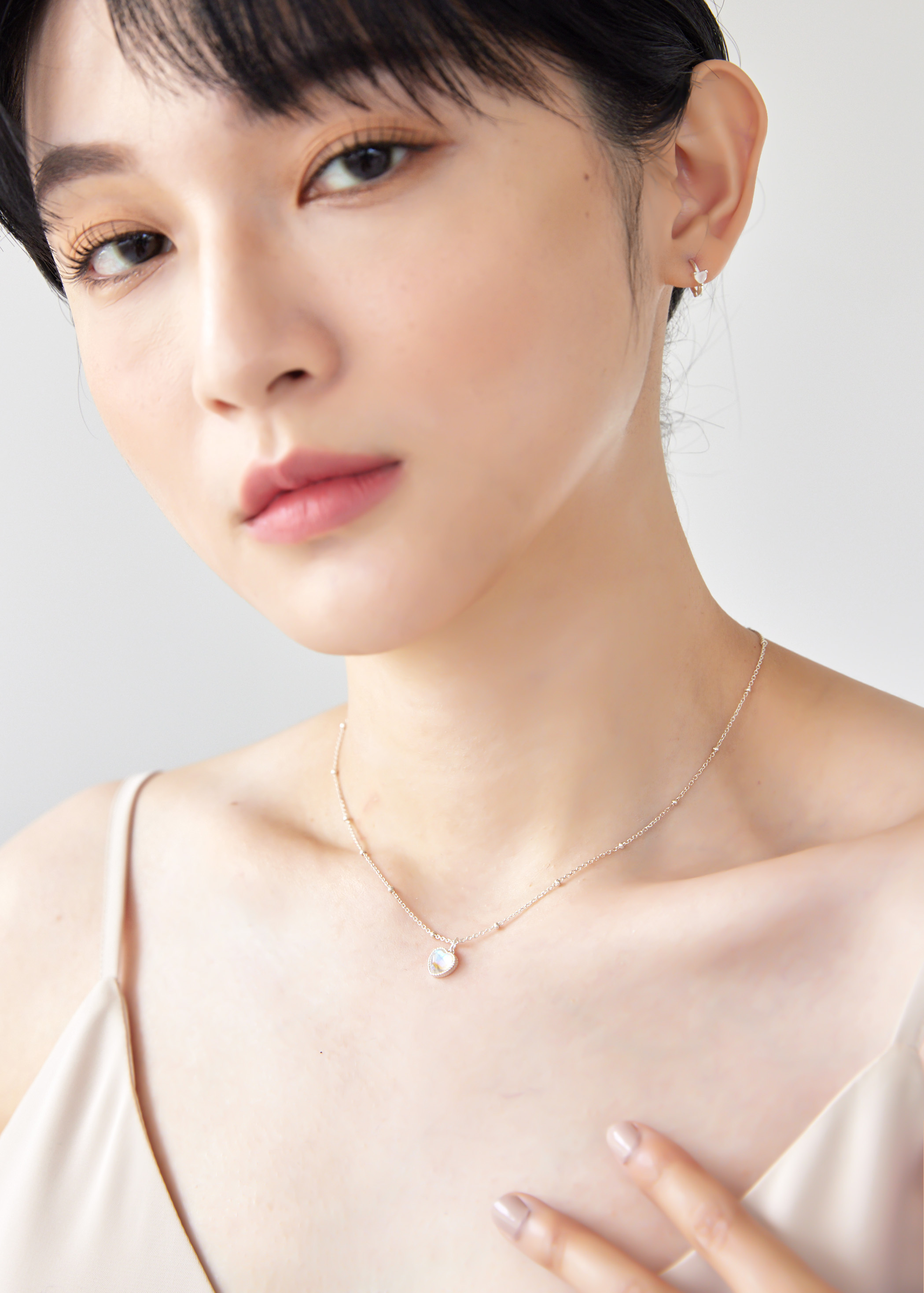 愛心月光石純銀項鍊