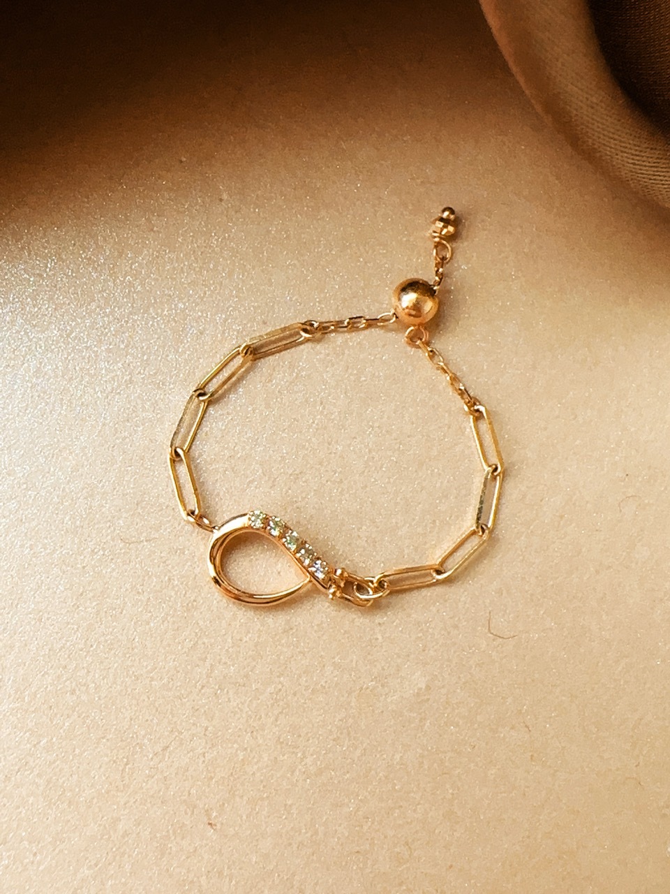 re:link｜鈎鎖 鍊戒