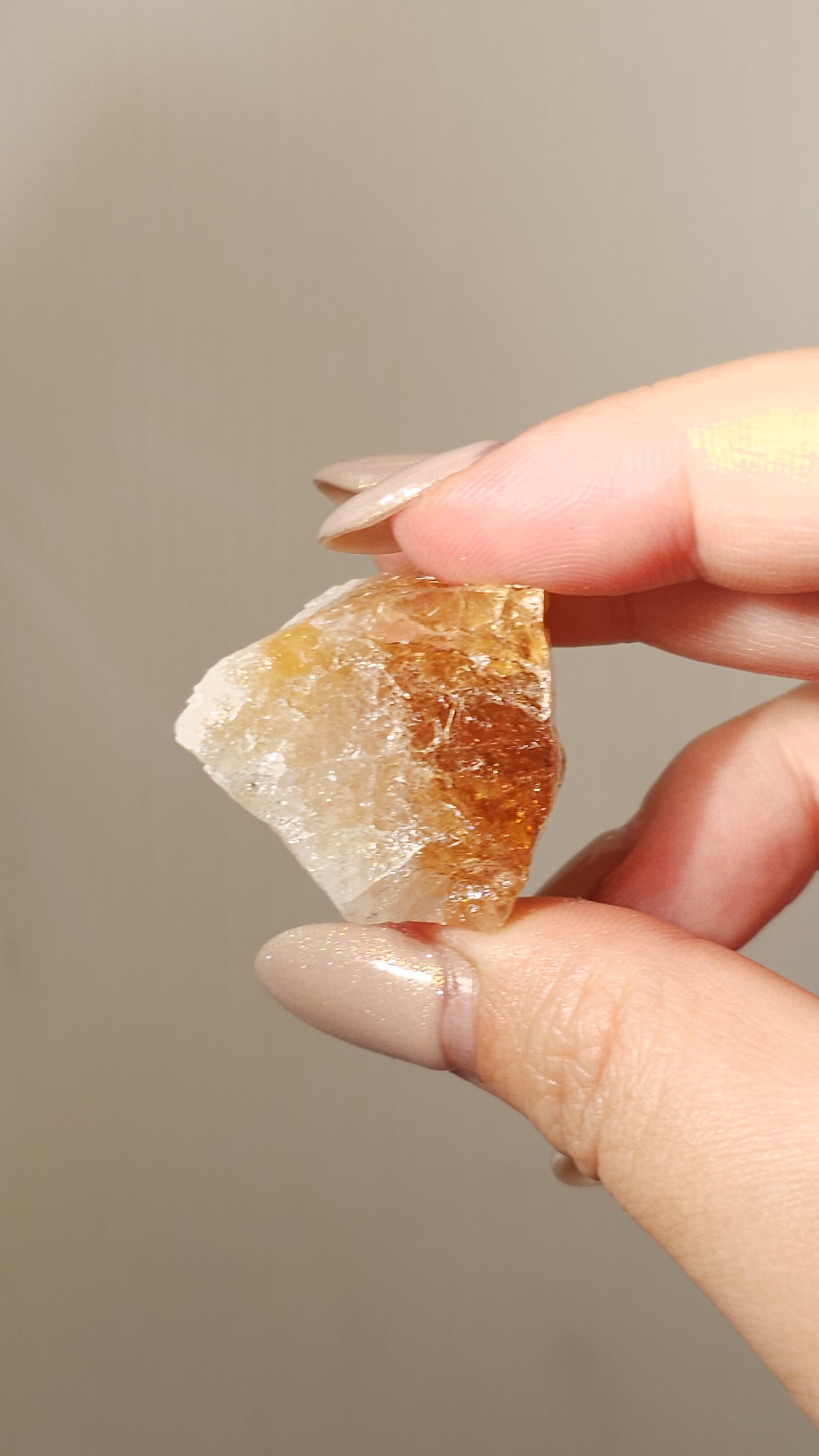 疑似熱處理的黃水晶 #1131