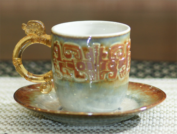 陶瓷琉璃耳小對杯雙｜茶末龍紋