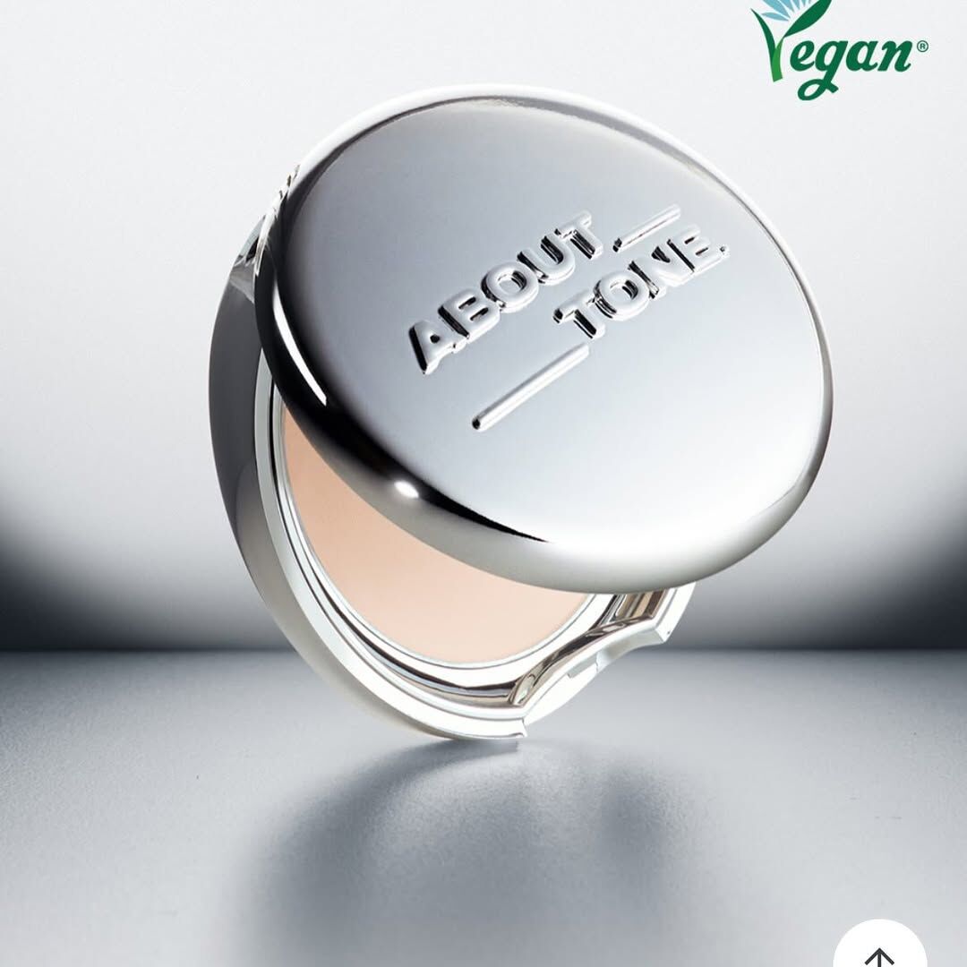 現 貨丨About Tone Blur Powder Pact 柔焦遮瑕控油粉餅 限定套裝 附送「小廢包」